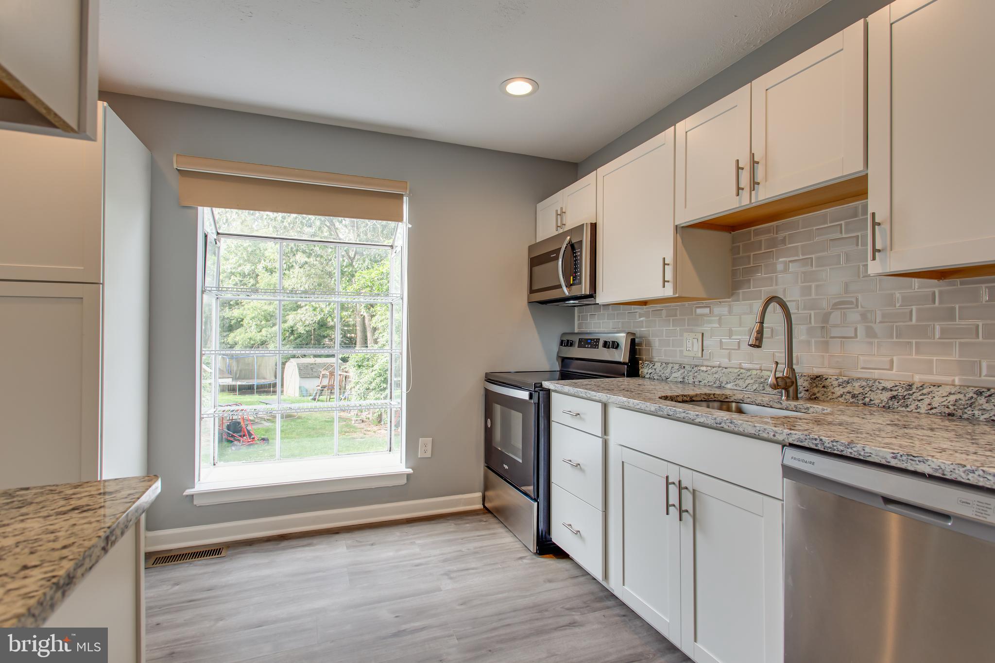 ST CHARLES BANNISTER - Residential