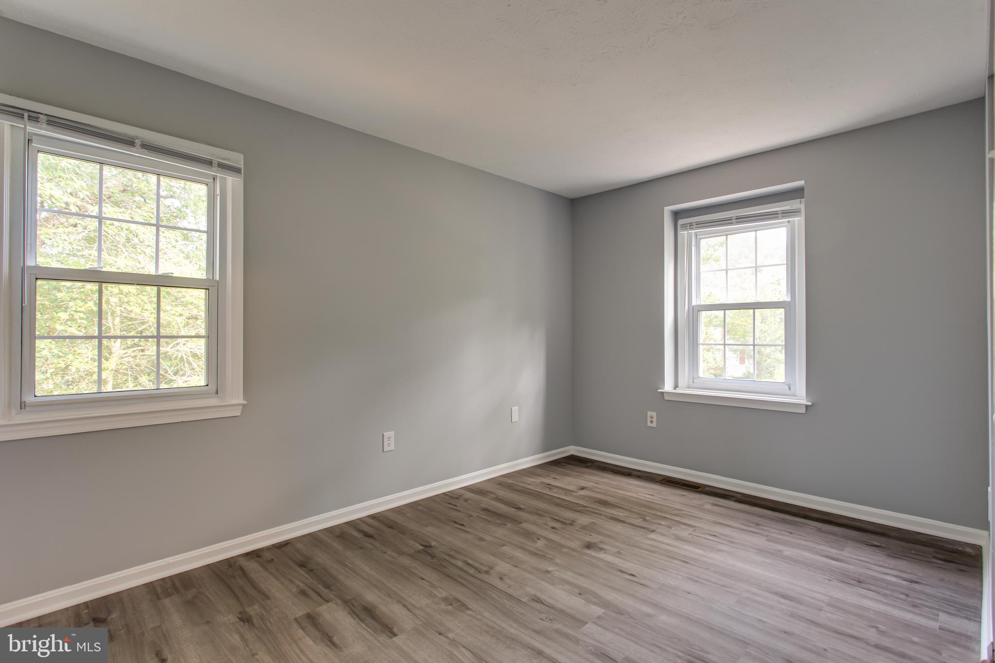 ST CHARLES BANNISTER - Residential