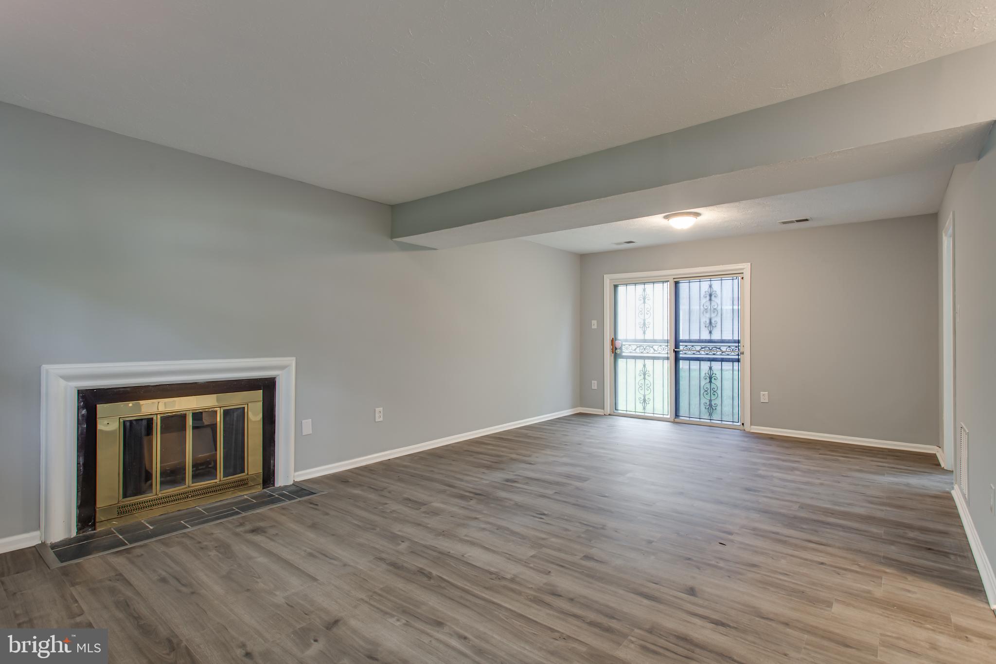 ST CHARLES BANNISTER - Residential