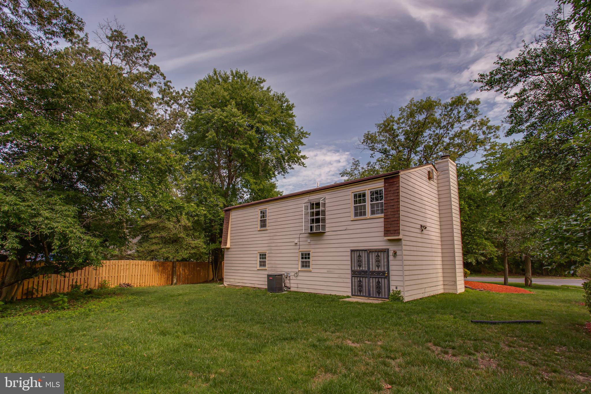 ST CHARLES BANNISTER - Residential