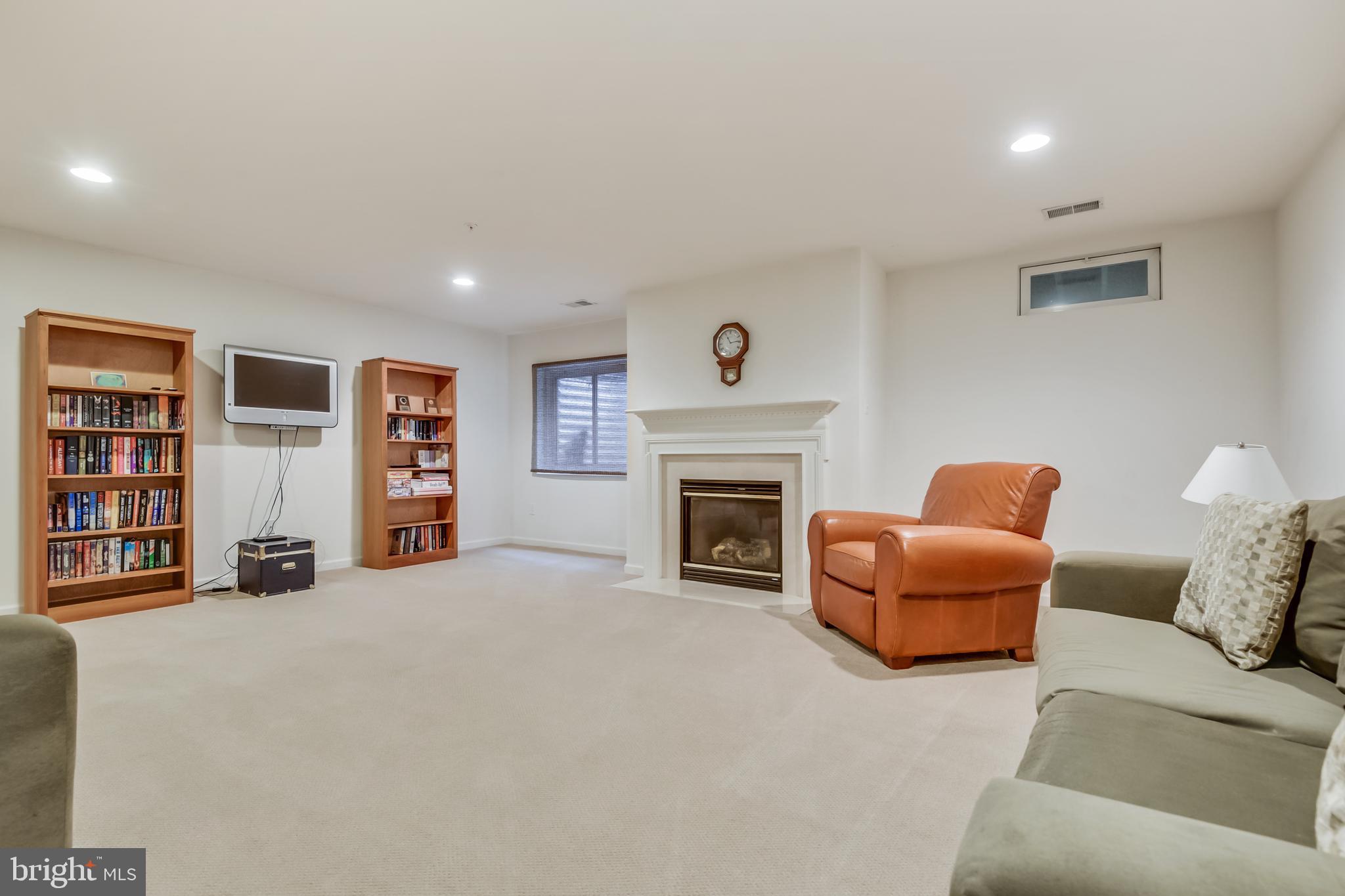 GLYNDON TRACE - Residential