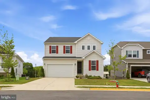MLS: VAFV2043622