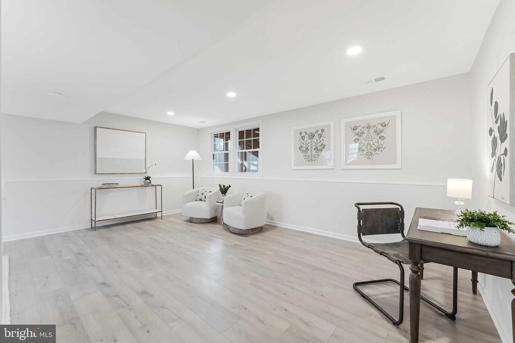 HIDDENBROOK - Residential