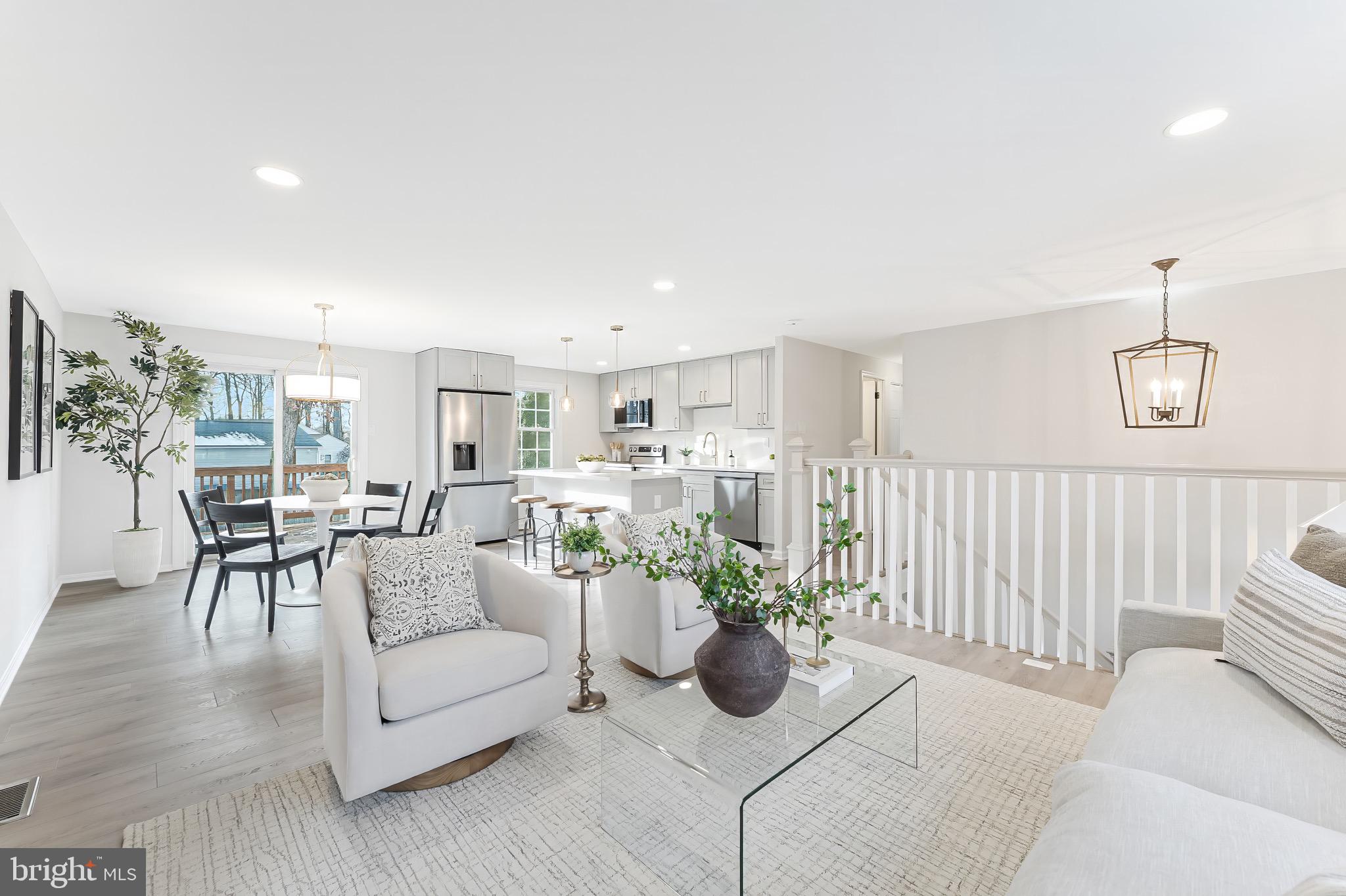 HIDDENBROOK - Residential