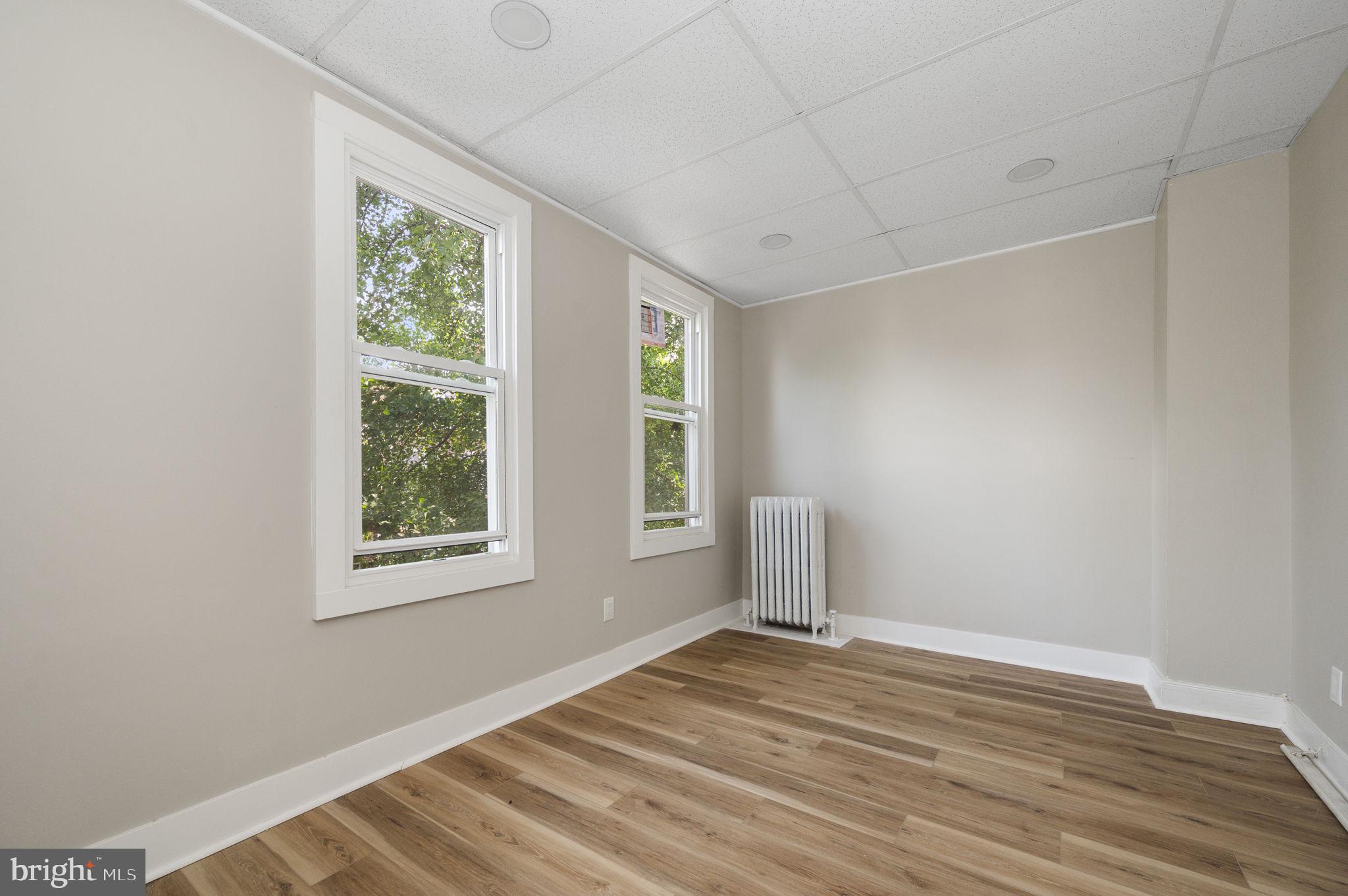 1038 WALNUT STREET