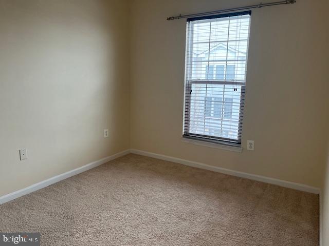 POTOMAC LAKES - Residential Lease