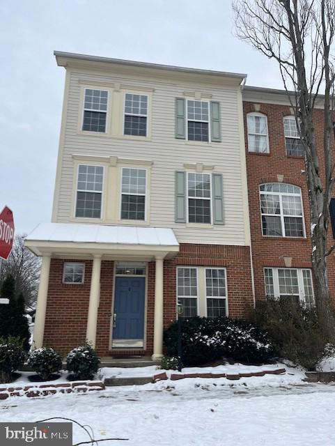 POTOMAC LAKES - Residential Lease