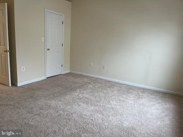 POTOMAC LAKES - Residential Lease