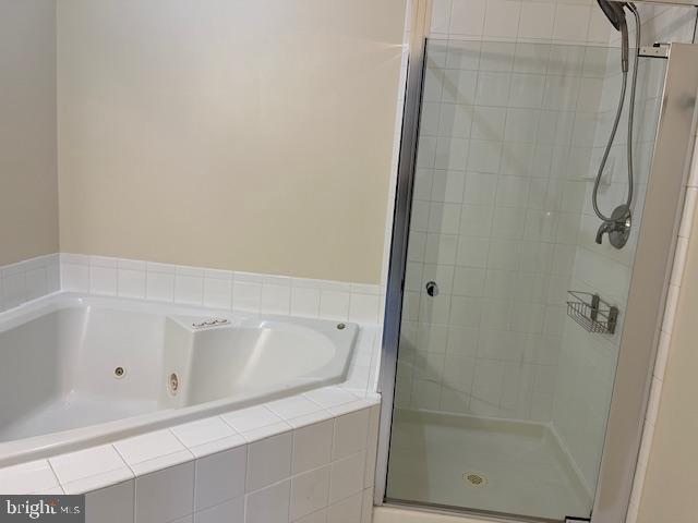 POTOMAC LAKES - Residential Lease