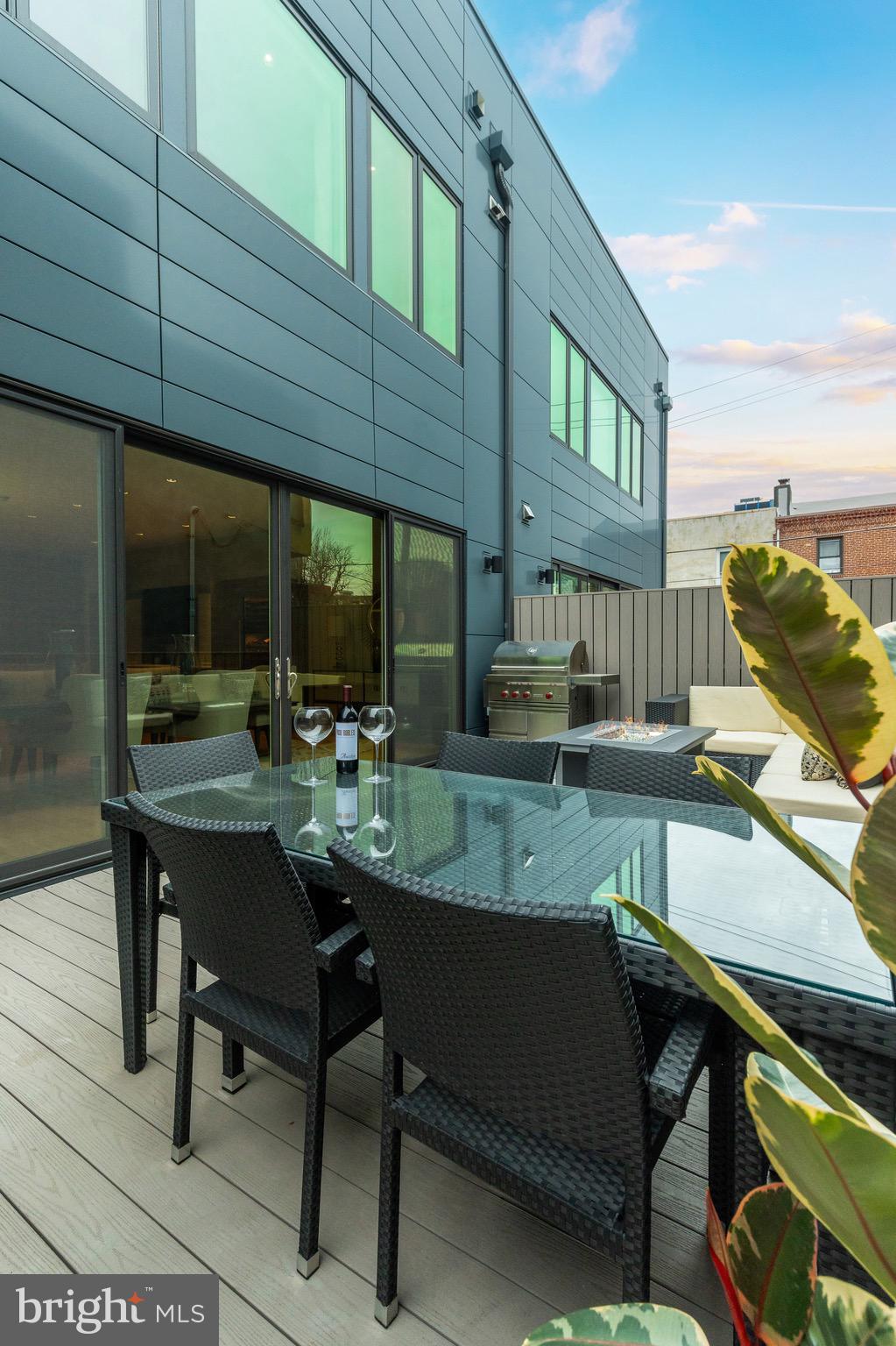 WASHINGTON SQ WEST - Residential