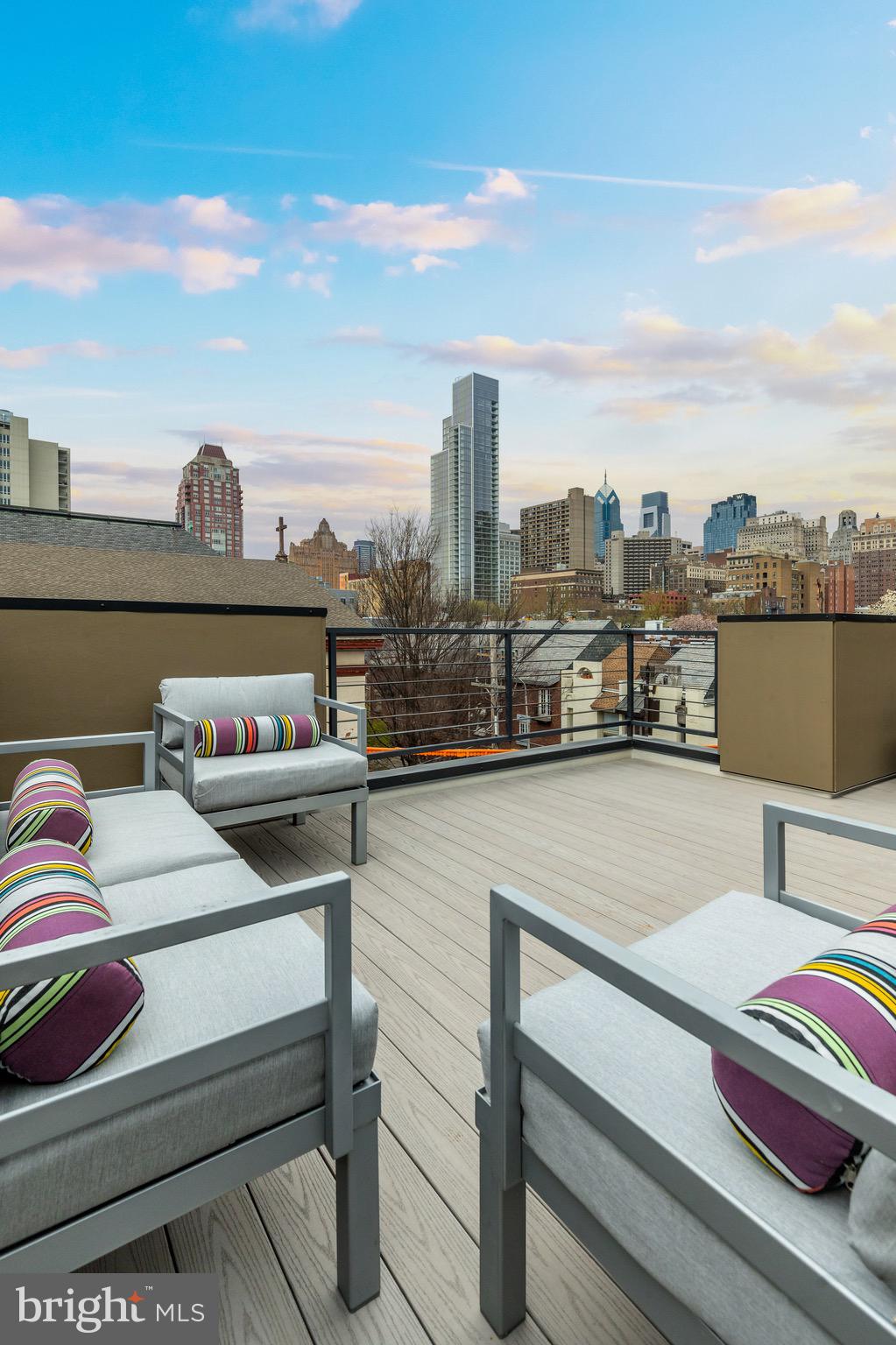 WASHINGTON SQ WEST - Residential