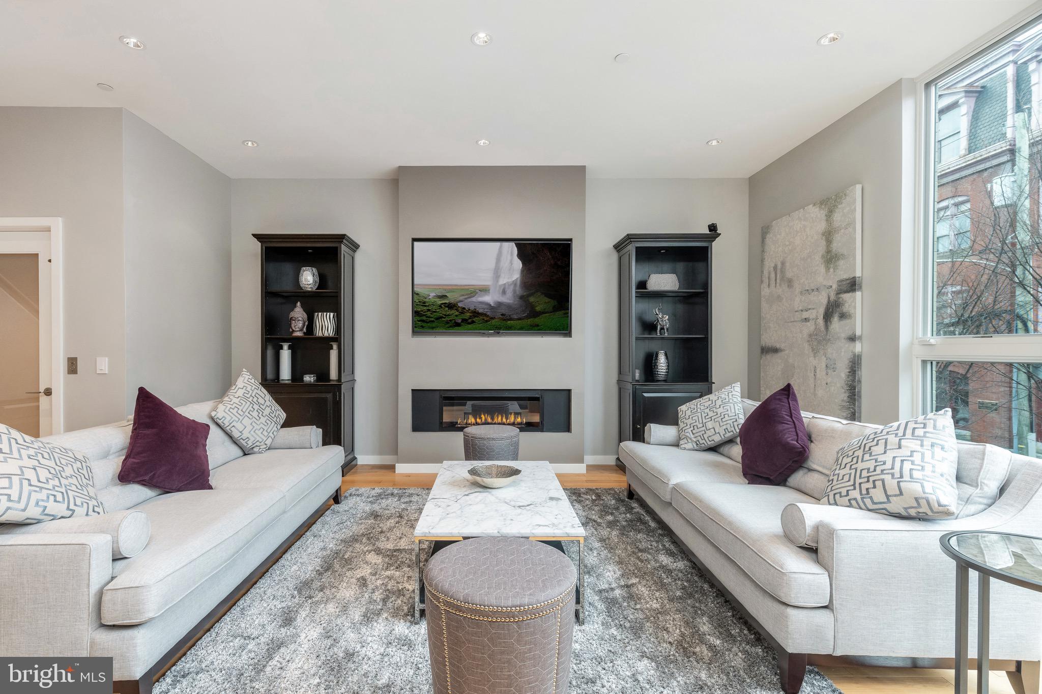 WASHINGTON SQ WEST - Residential