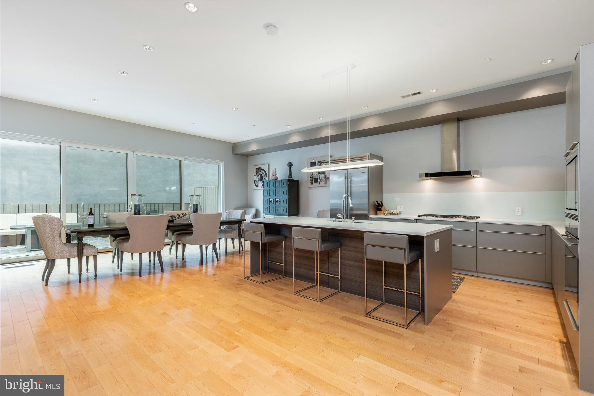 WASHINGTON SQ WEST - Residential