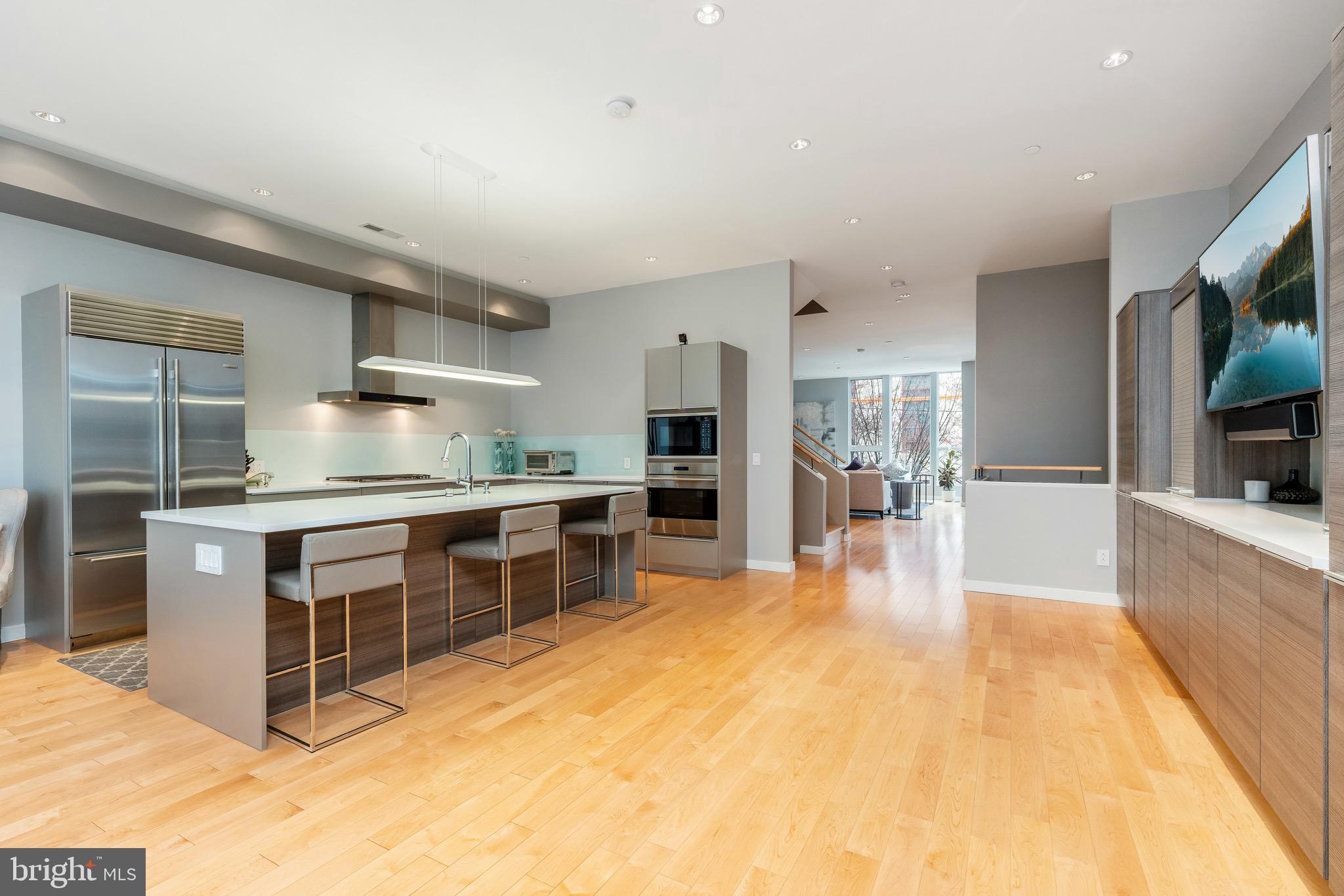 WASHINGTON SQ WEST - Residential