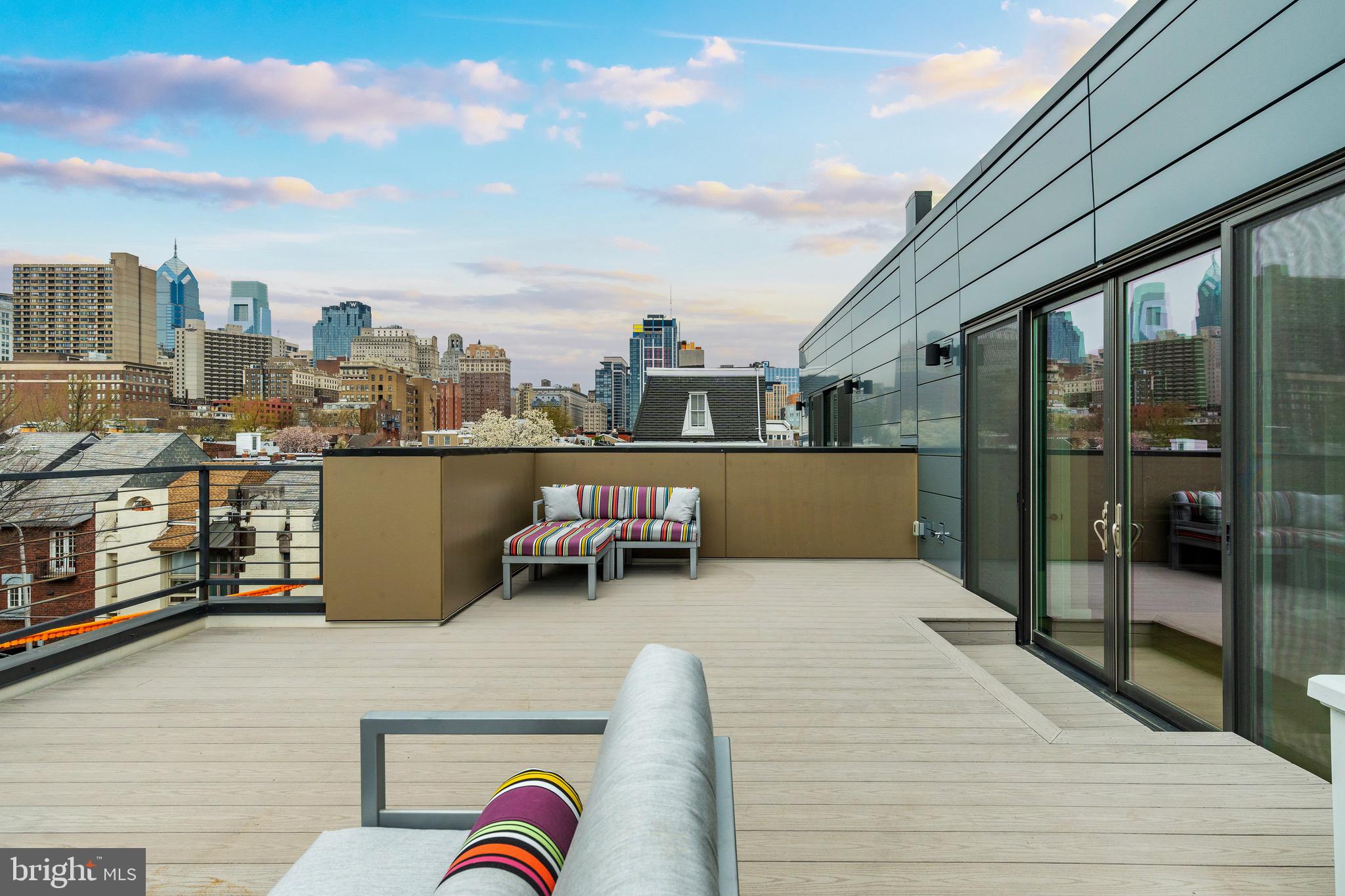 WASHINGTON SQ WEST - Residential