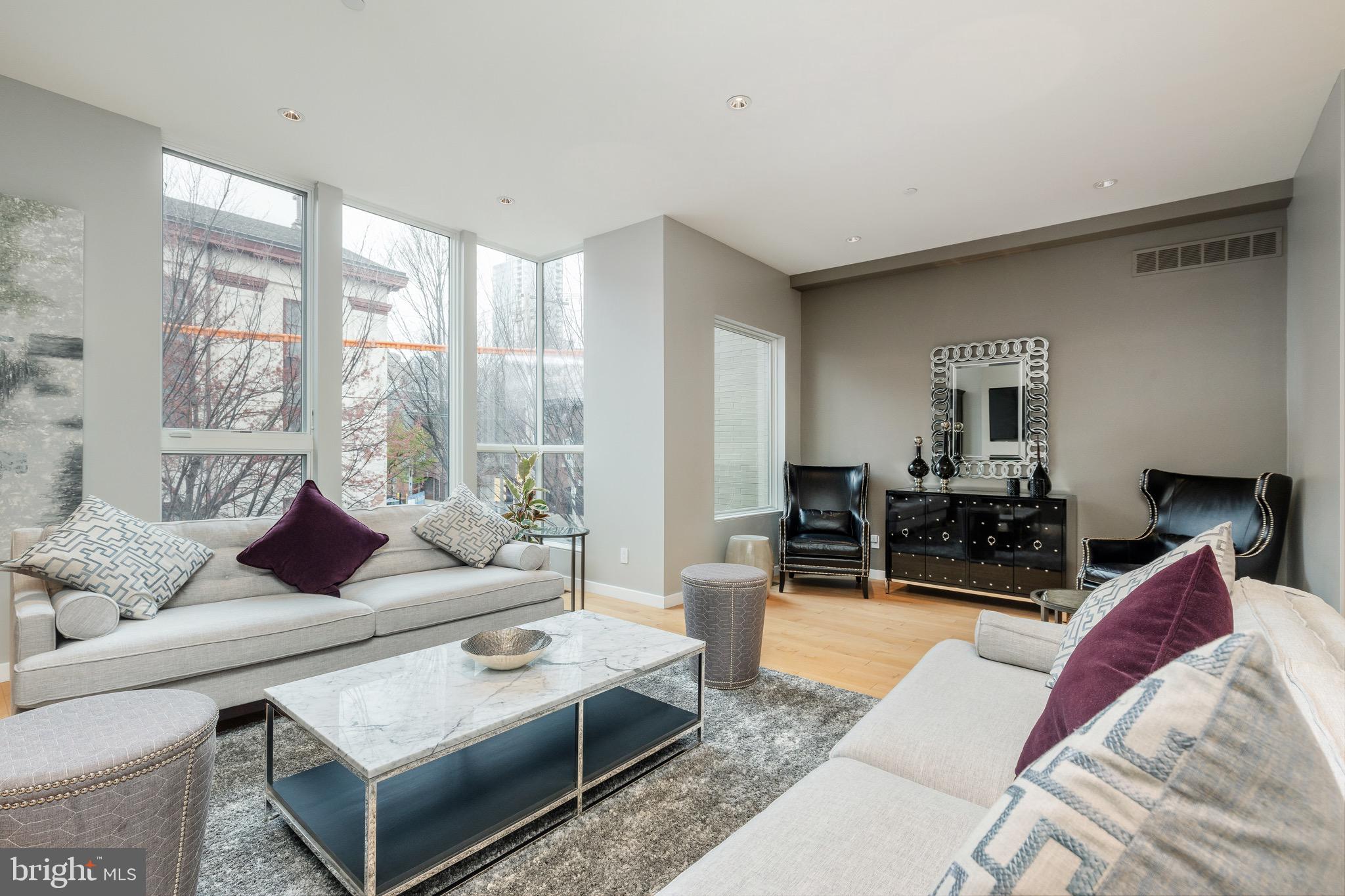 WASHINGTON SQ WEST - Residential