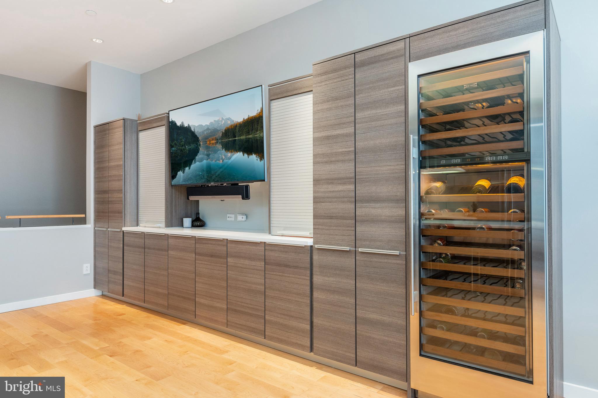 WASHINGTON SQ WEST - Residential