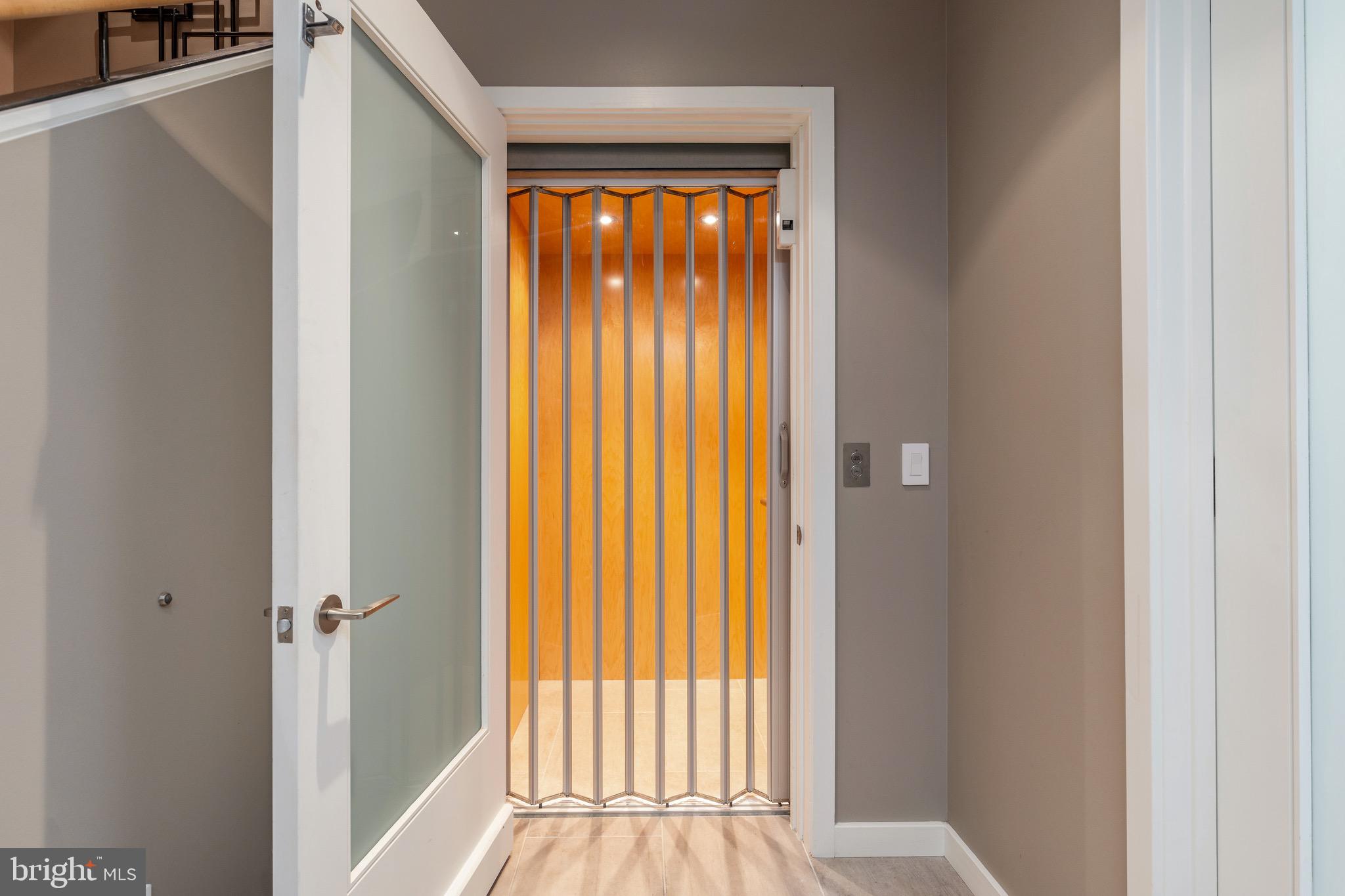 WASHINGTON SQ WEST - Residential