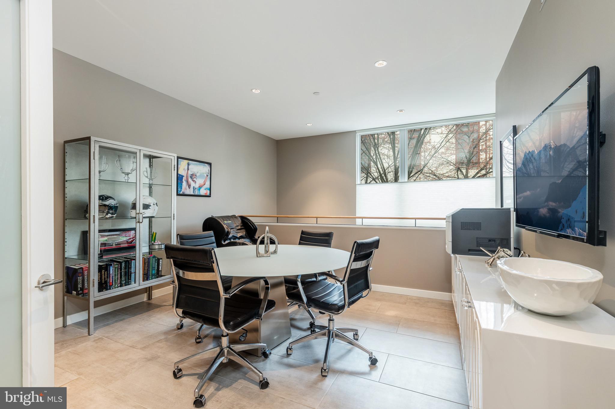 WASHINGTON SQ WEST - Residential