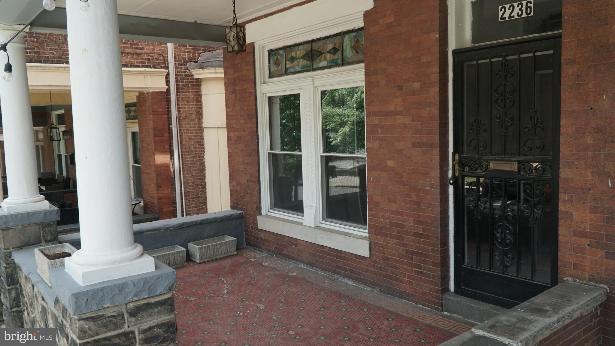 2236 LINDEN AVENUE