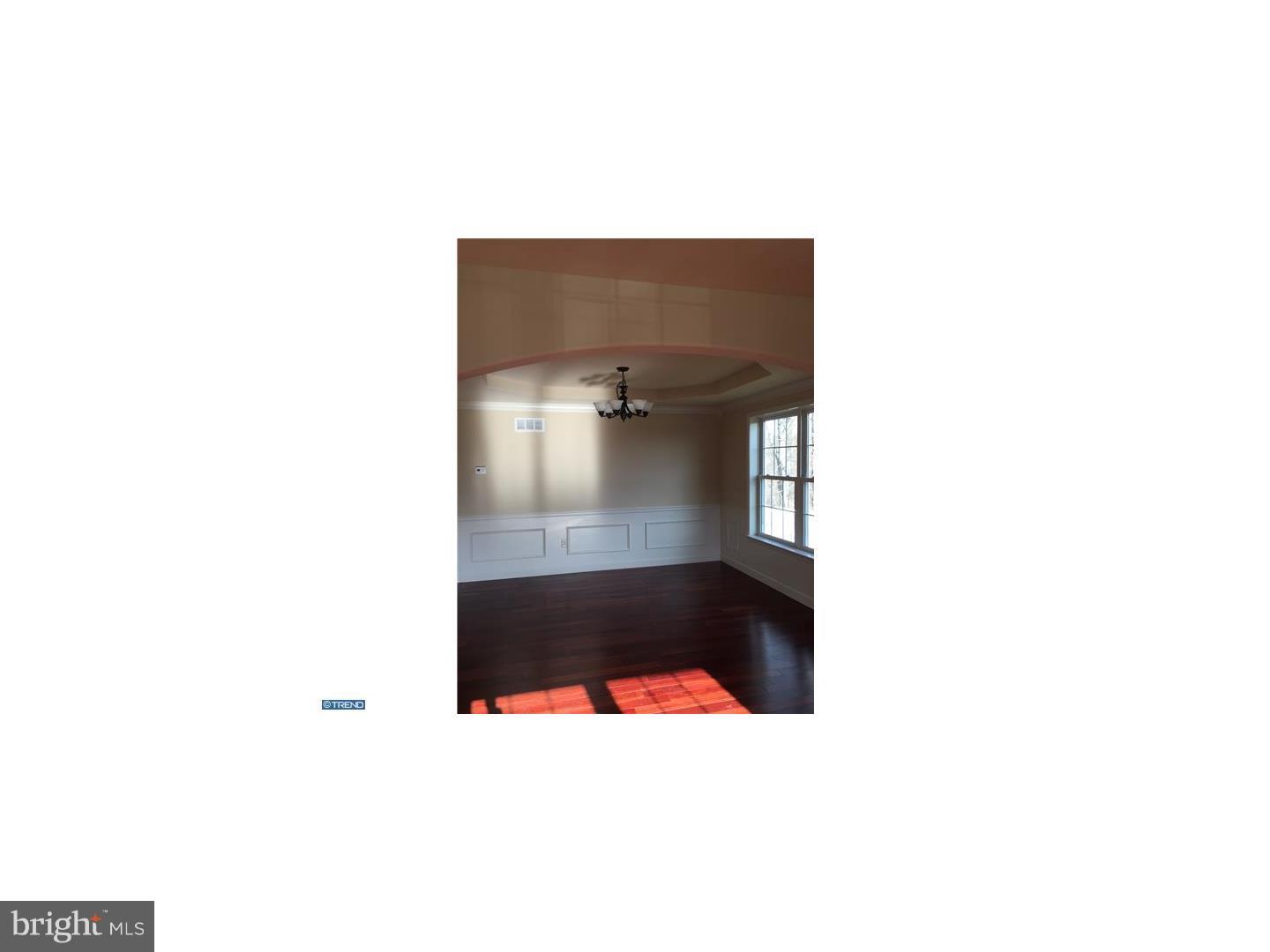 CRESTWOOD - Residential