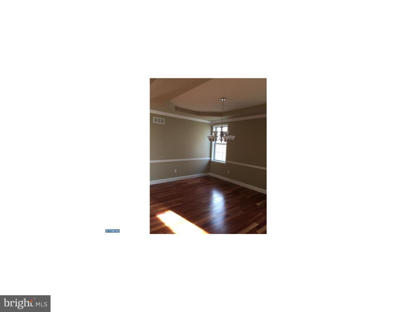 CRESTWOOD - Residential