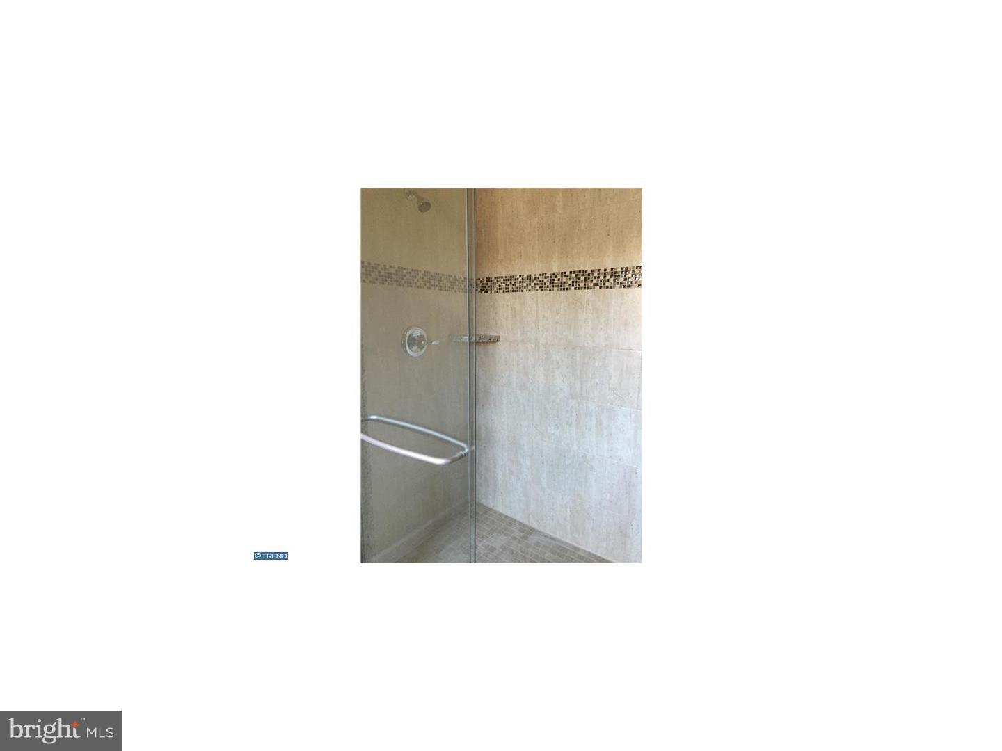 CRESTWOOD - Residential