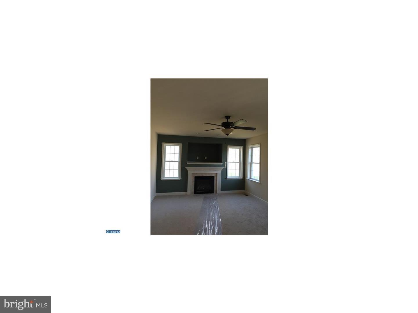 CRESTWOOD - Residential