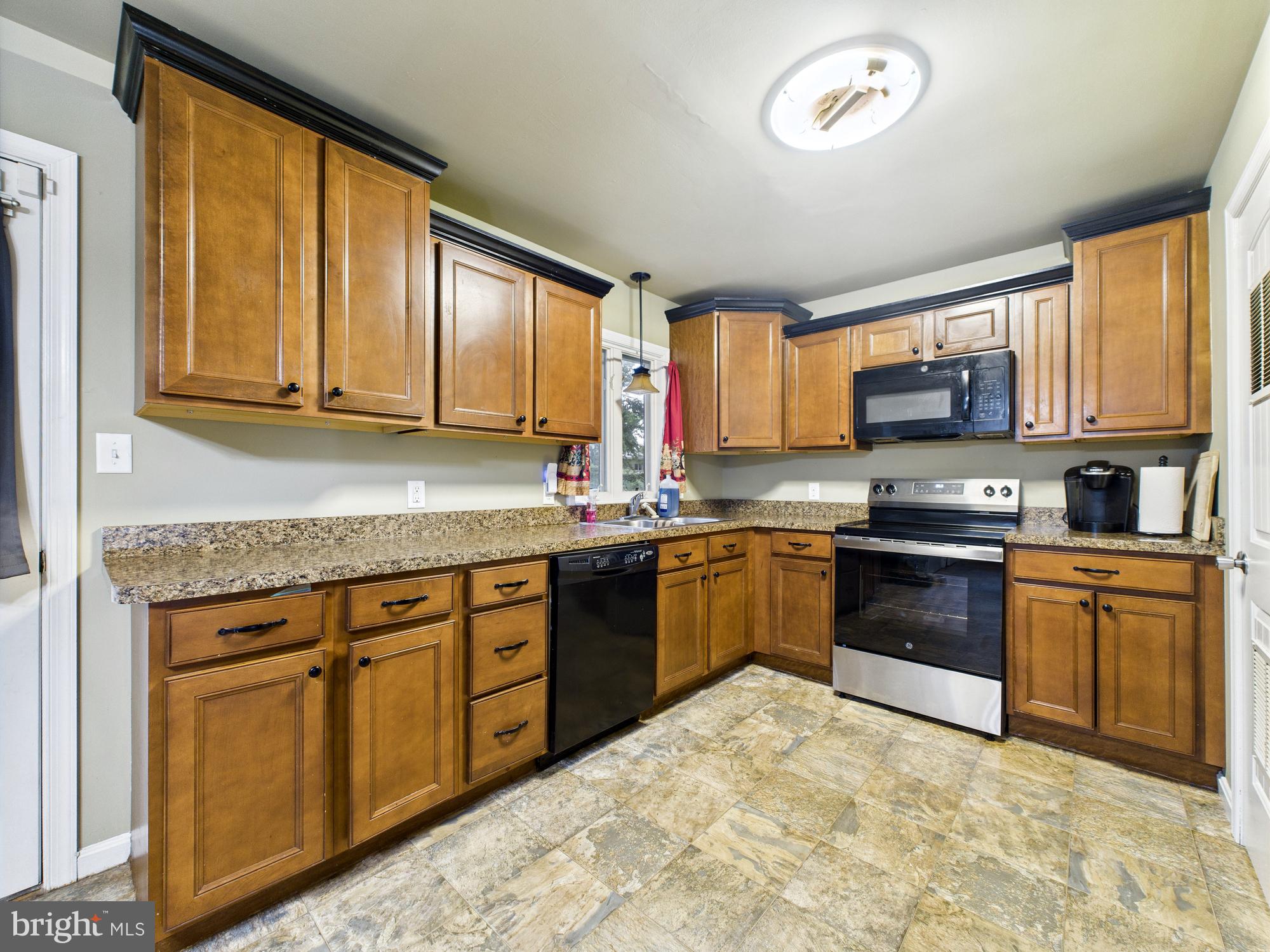 RODNEY VIL - Residential