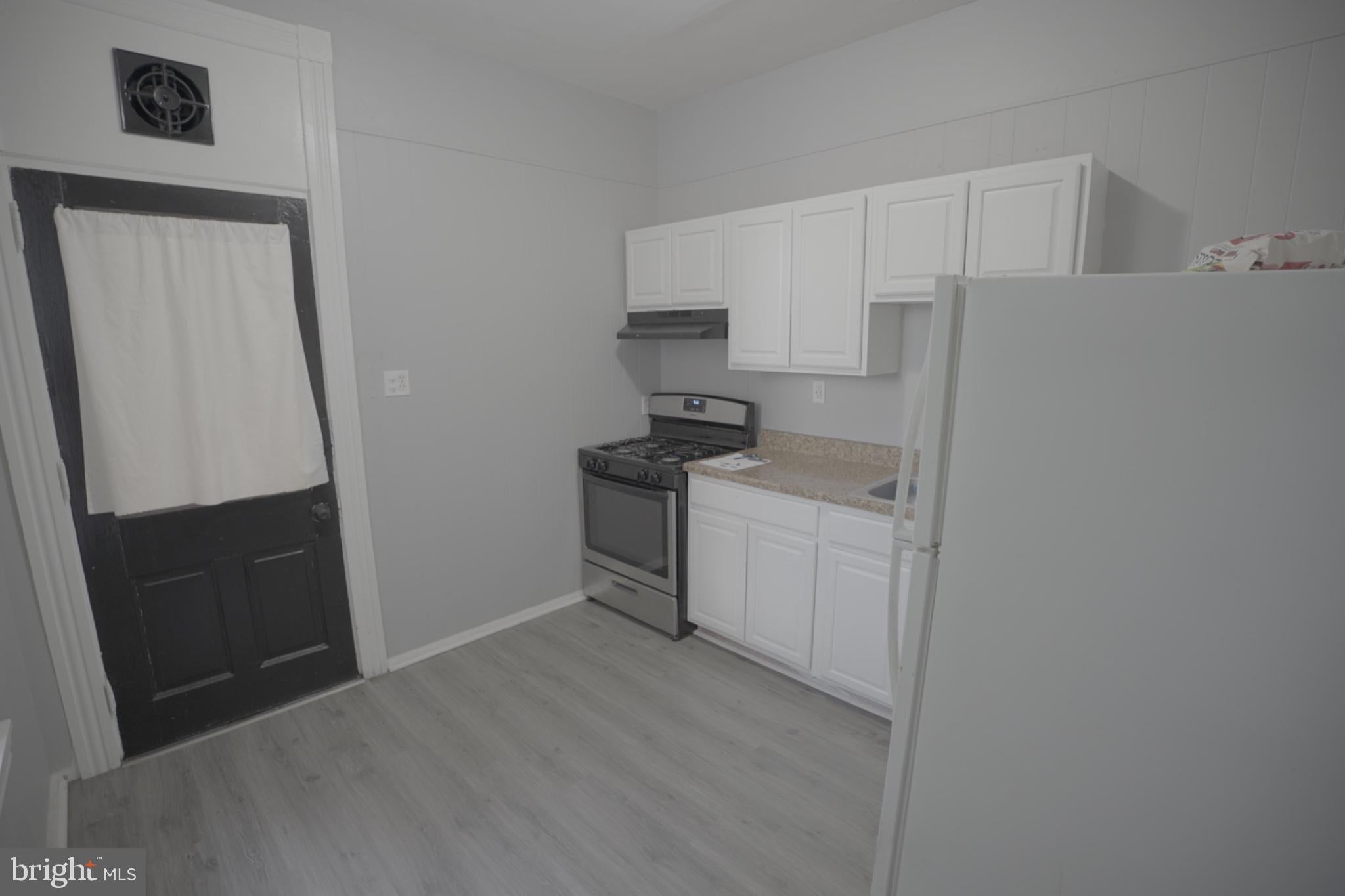342 E NEW STREET