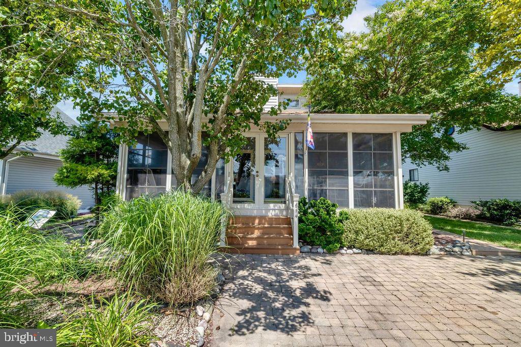 614 S SURF ROAD