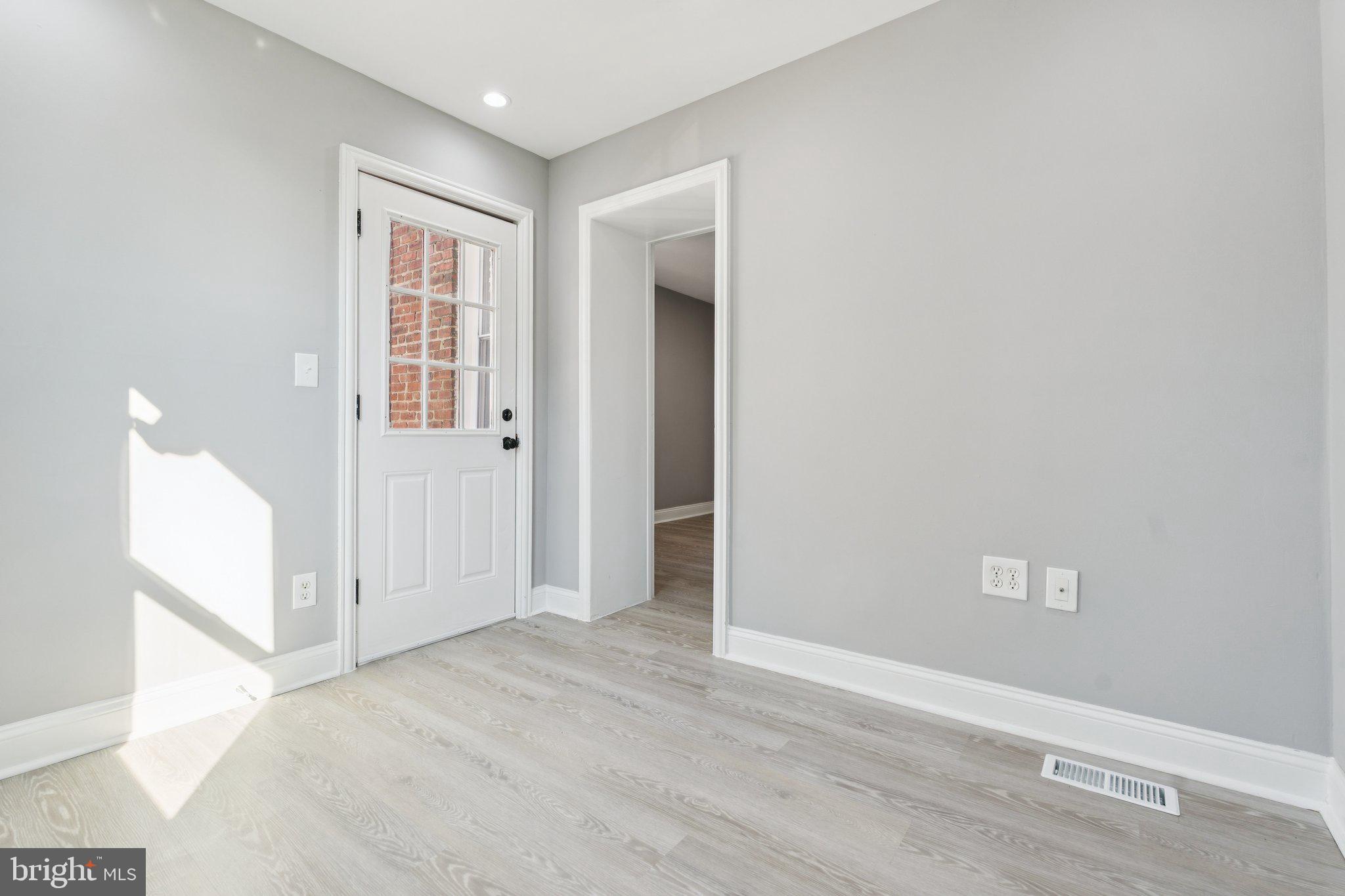 GREENSPRING - Residential