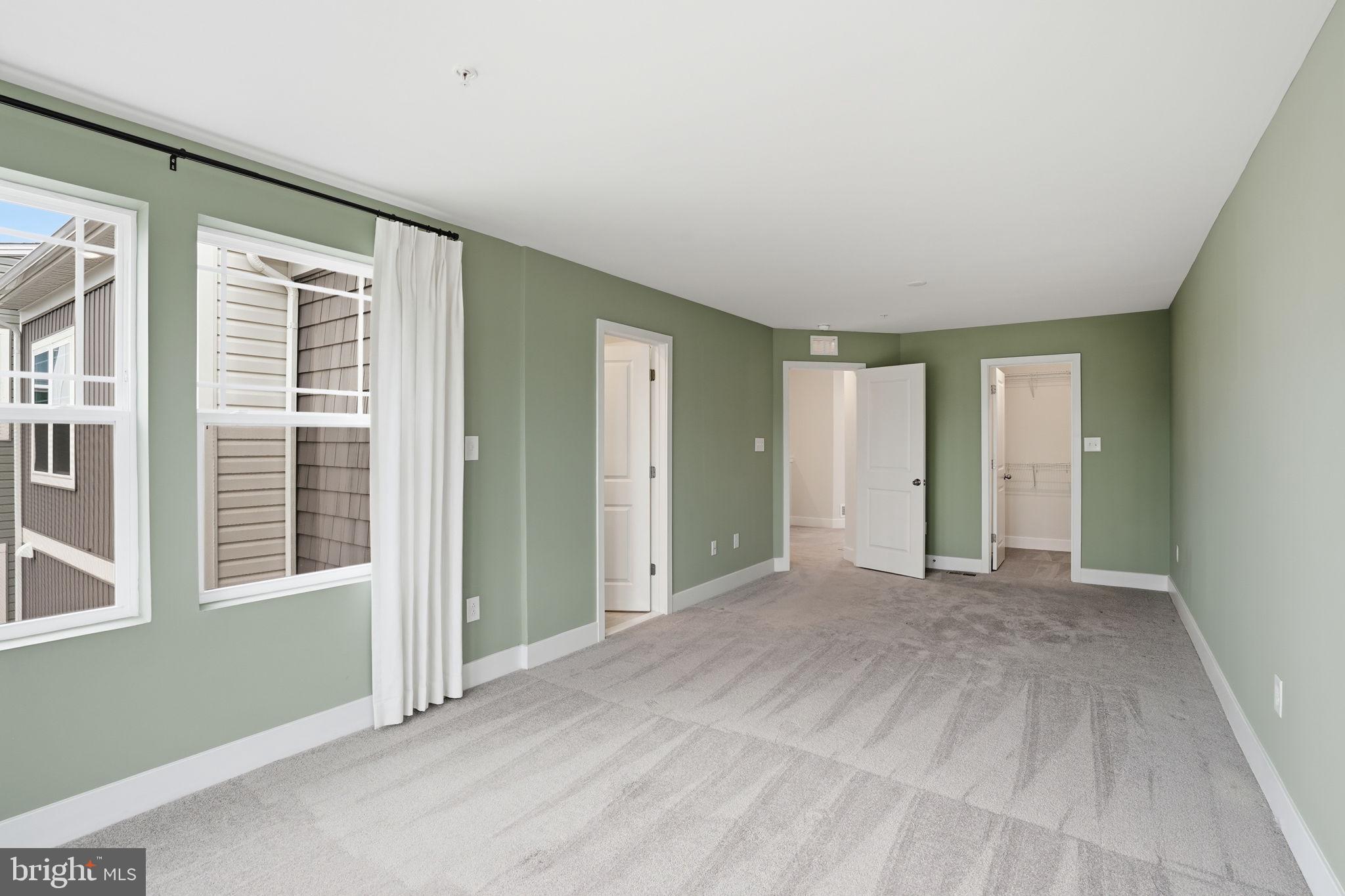 WATER'S LANDING - Residential