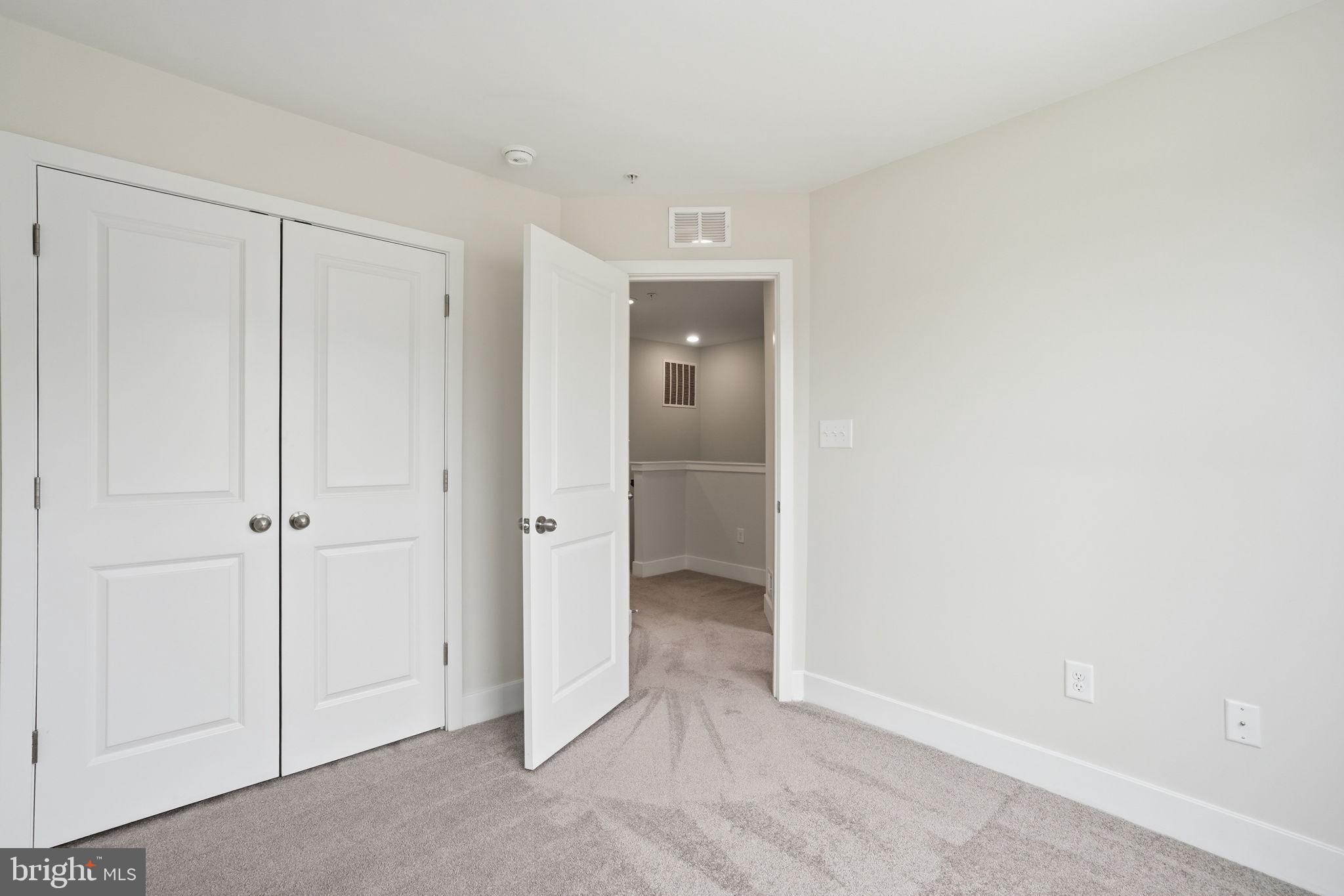 WATER'S LANDING - Residential