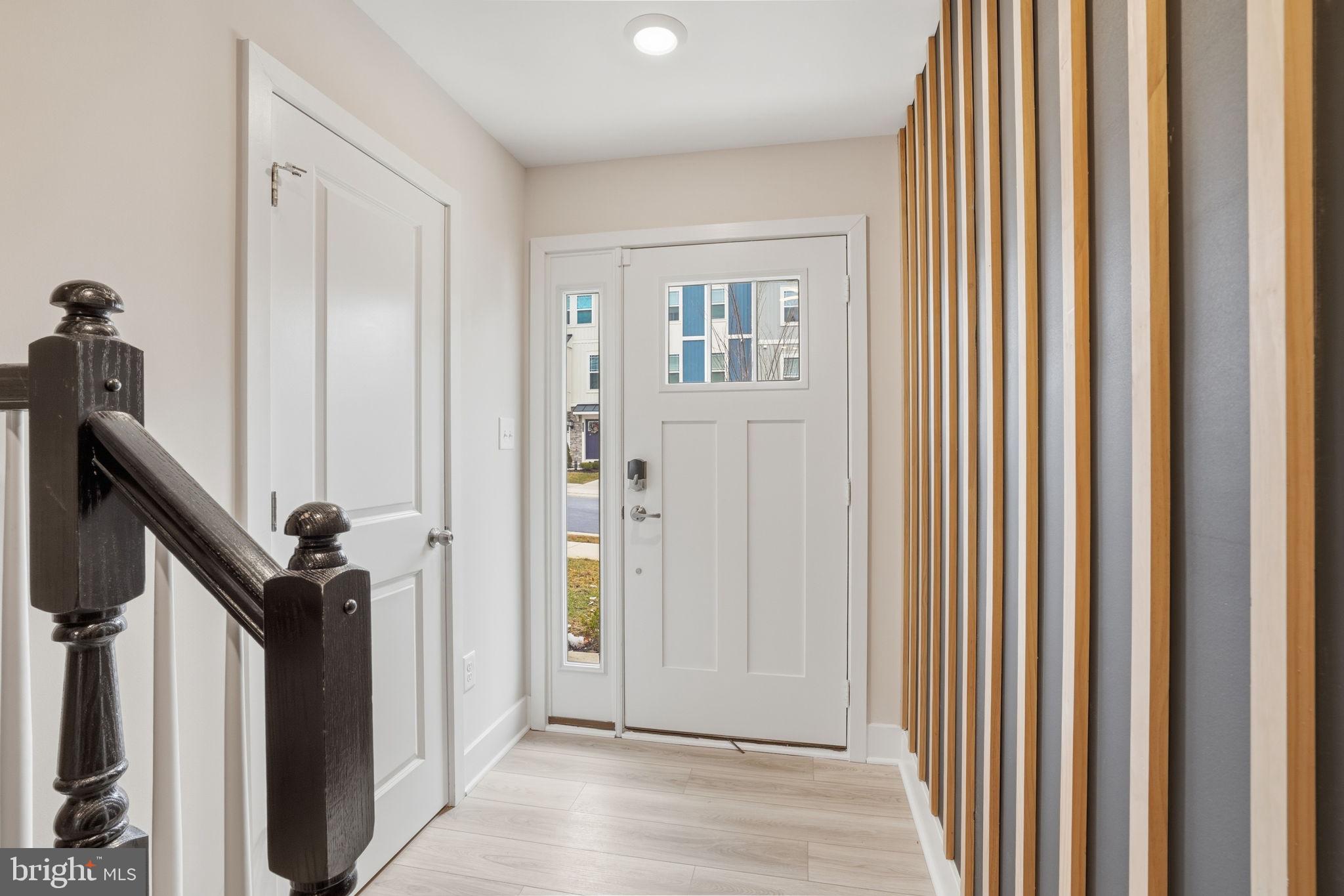 WATER'S LANDING - Residential