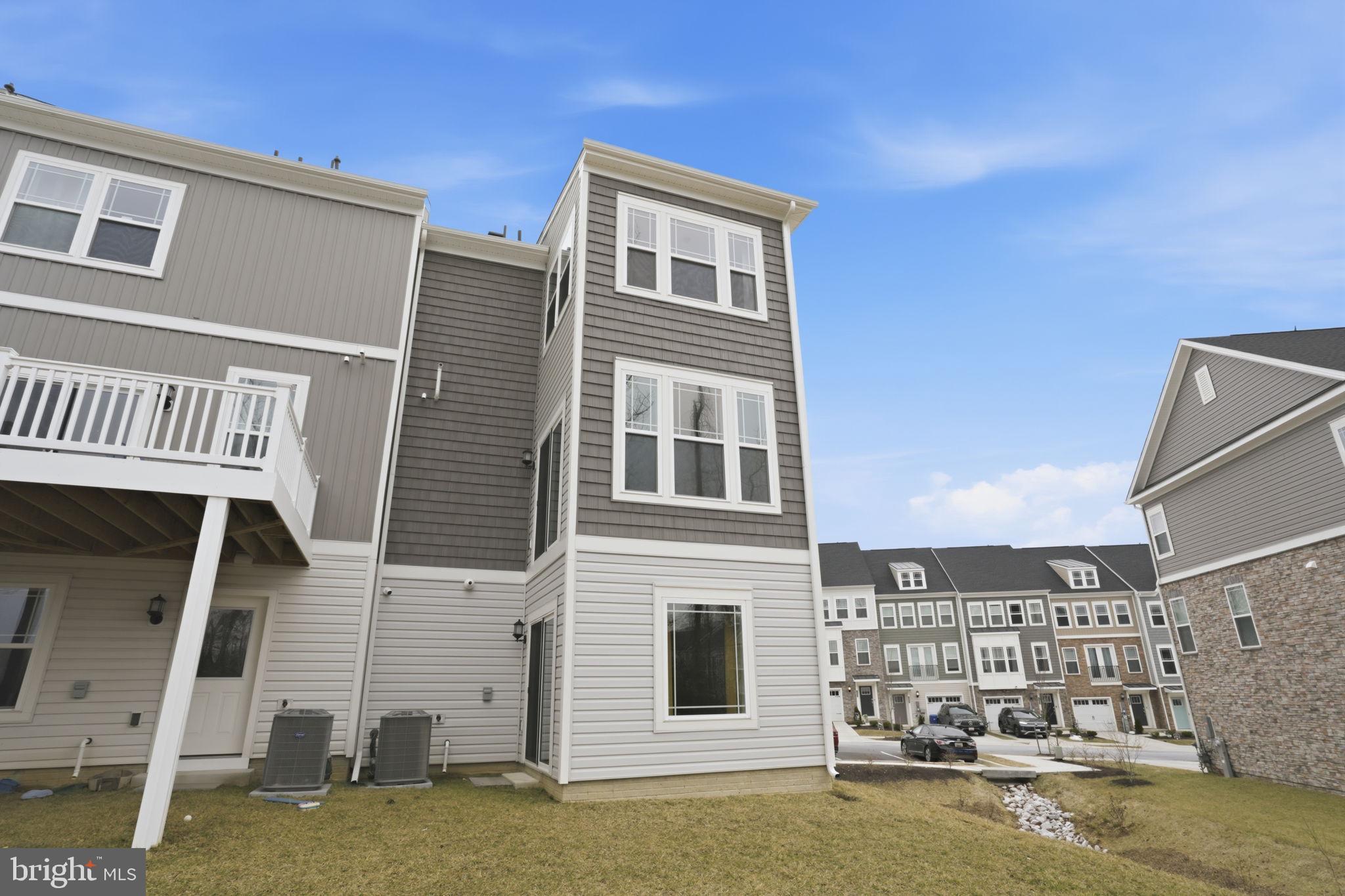 WATER'S LANDING - Residential