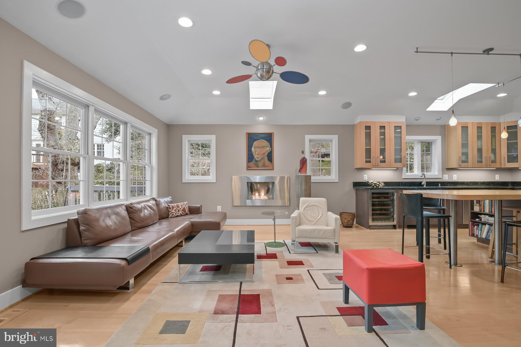 SUMNER - Residential