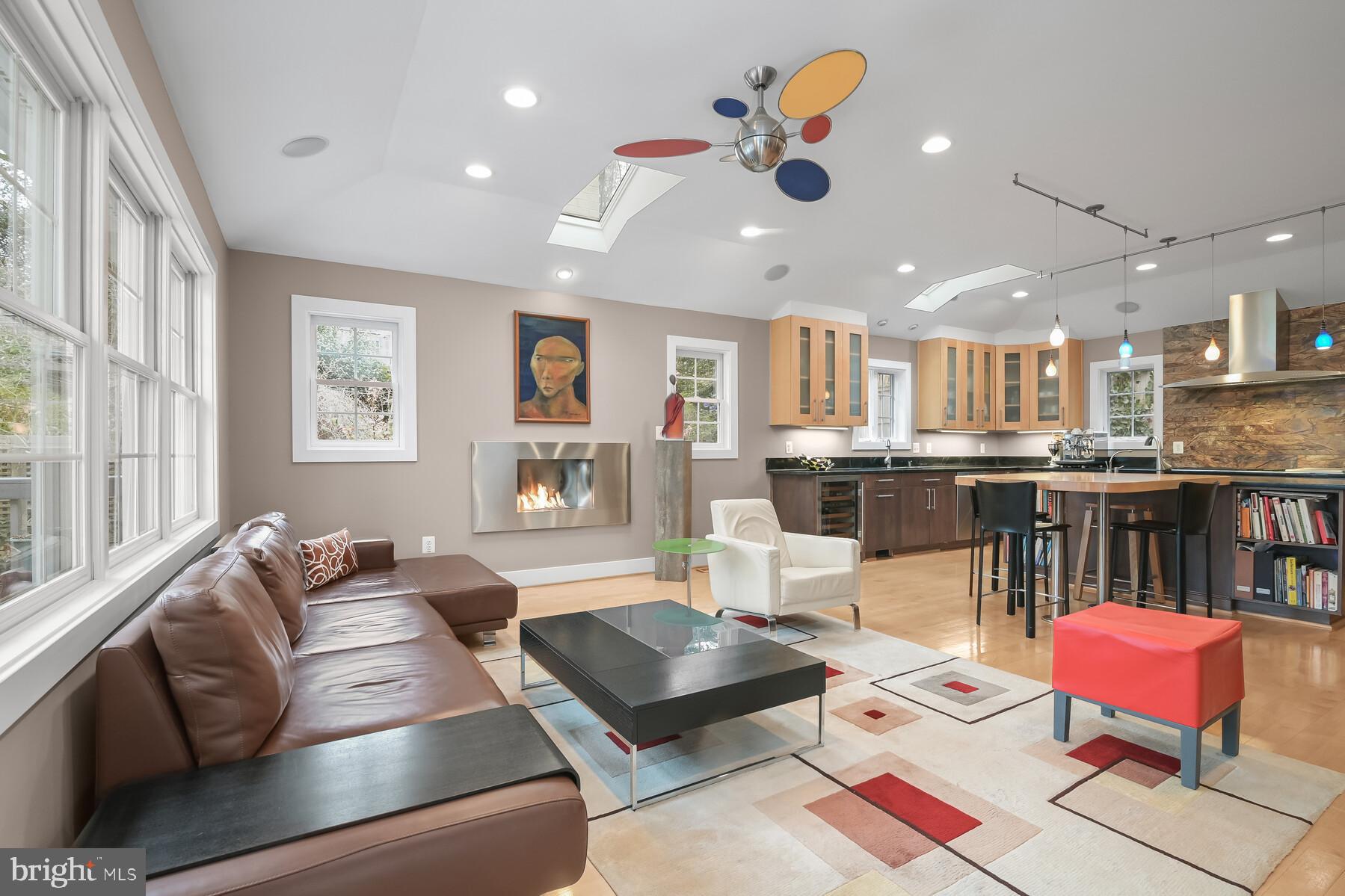 SUMNER - Residential