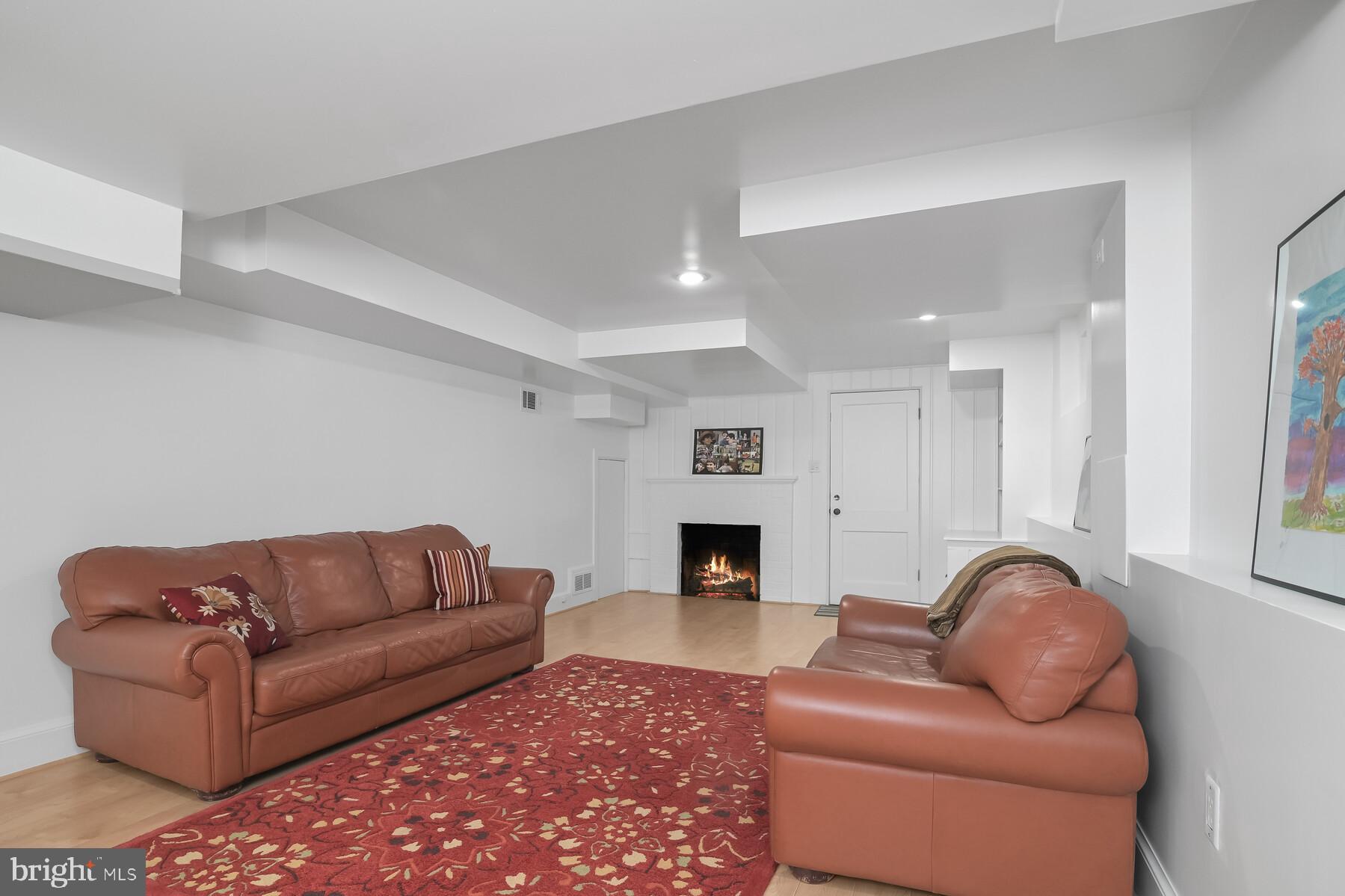 SUMNER - Residential