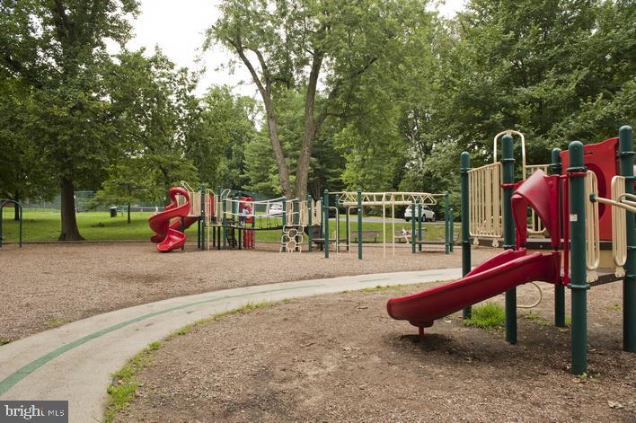 SUMNER - Residential