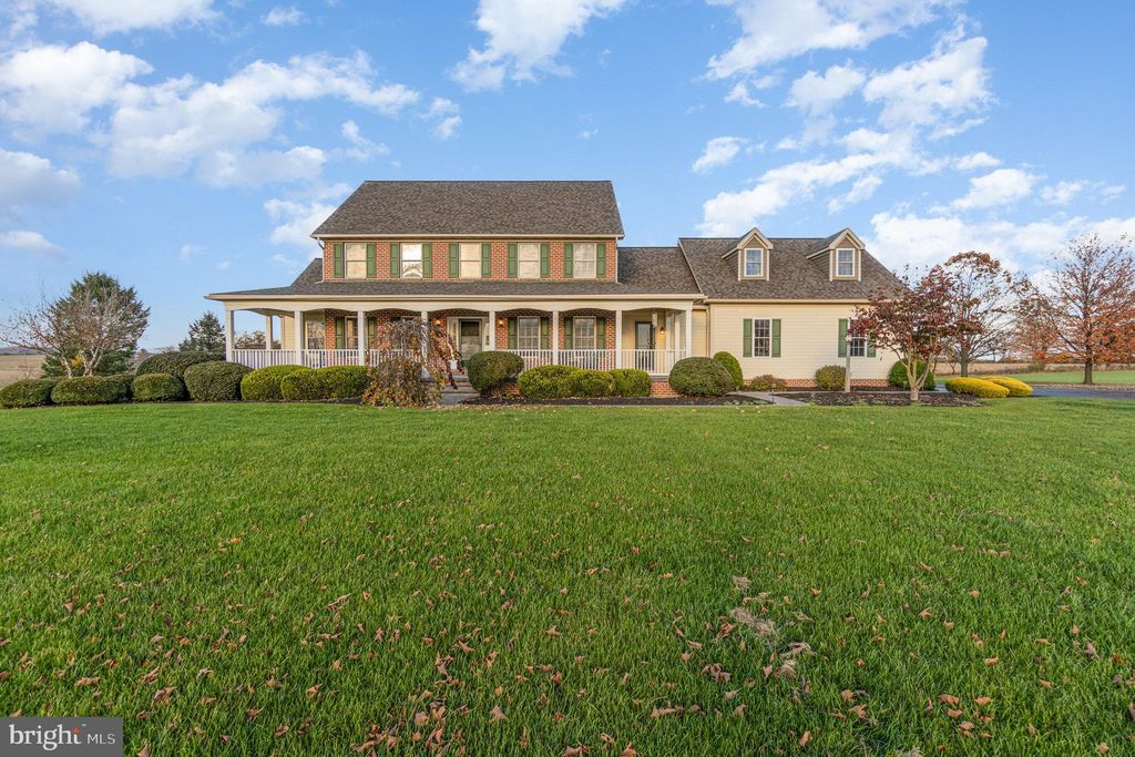 Photo of 445 W Newport Road, Lititz, PA 17543 (MLS # PALA2043880)