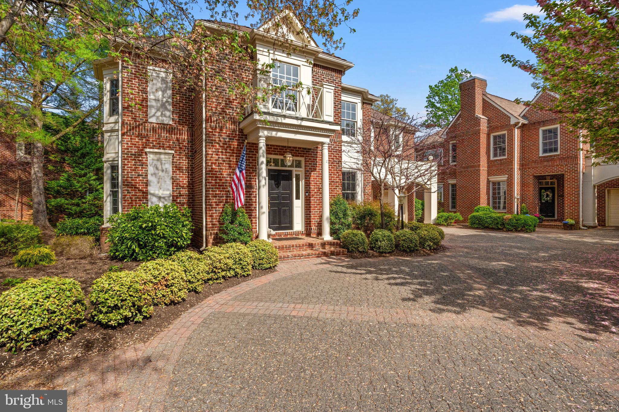 9200 TOWN GATE LANE