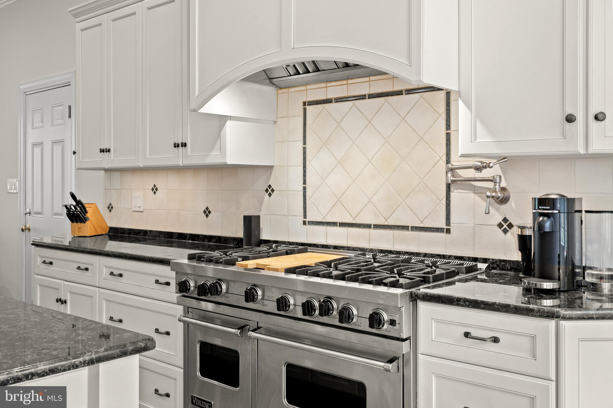 AVENEL - Residential