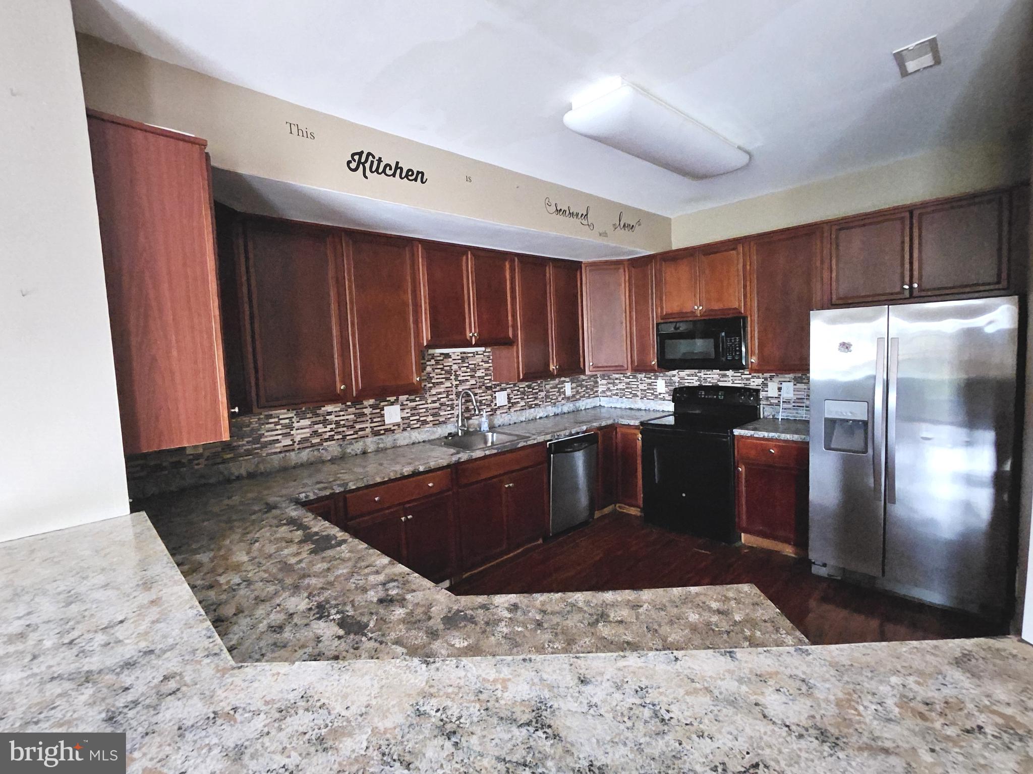 ODESSA NATIONAL - Residential