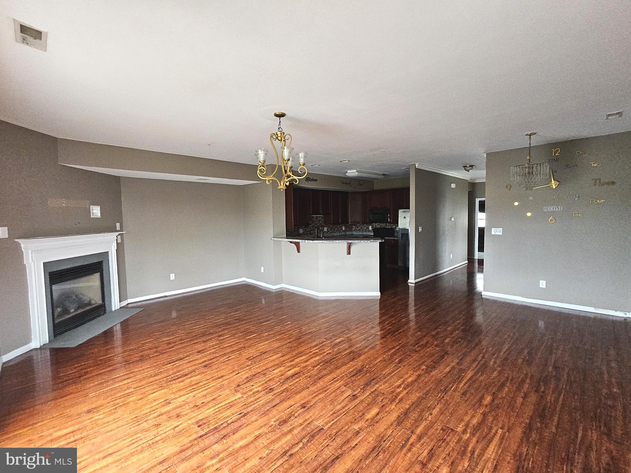 ODESSA NATIONAL - Residential