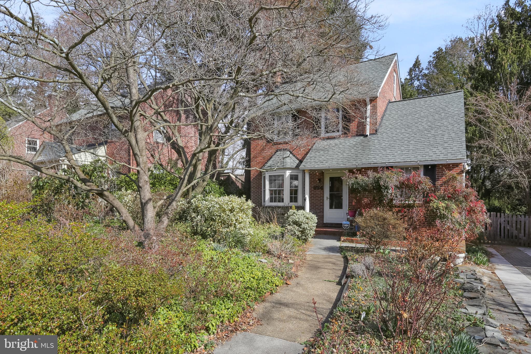 BELVEDERE SQUARE - Residential