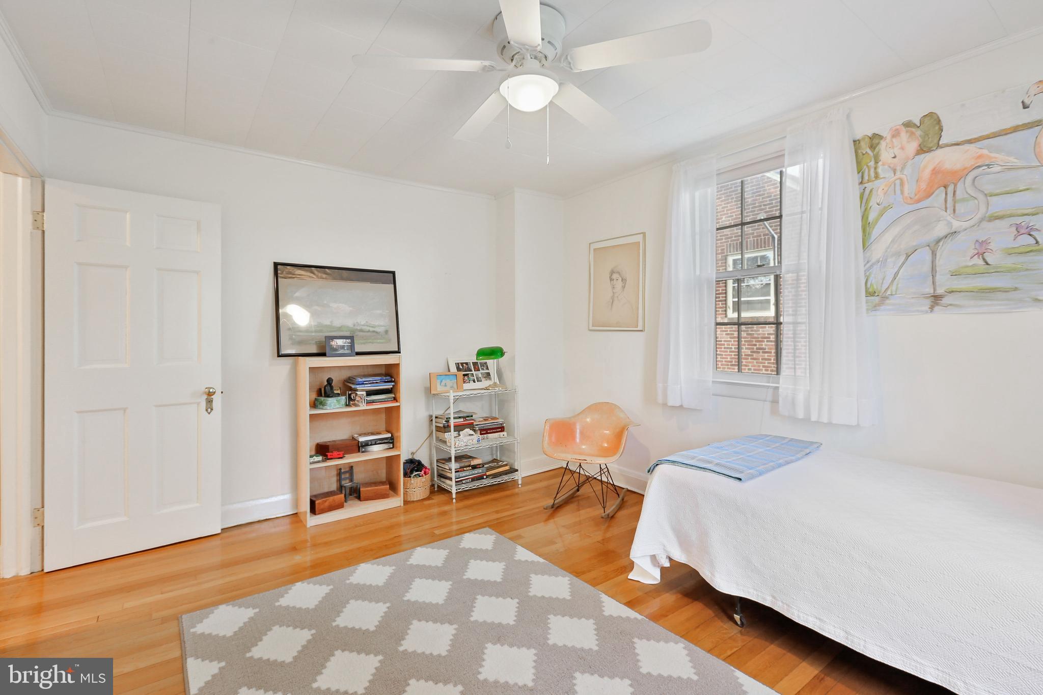 BELVEDERE SQUARE - Residential