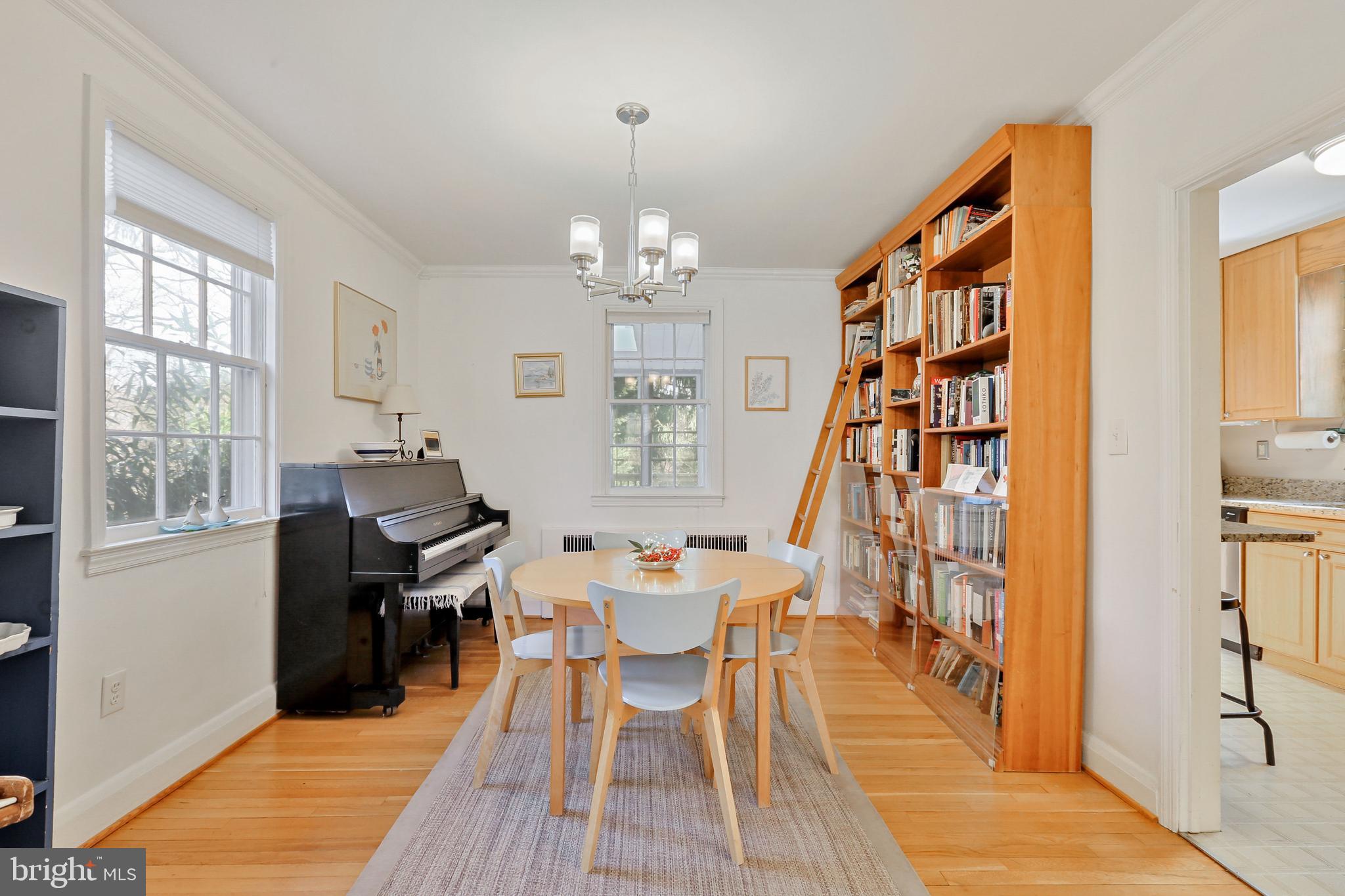 BELVEDERE SQUARE - Residential