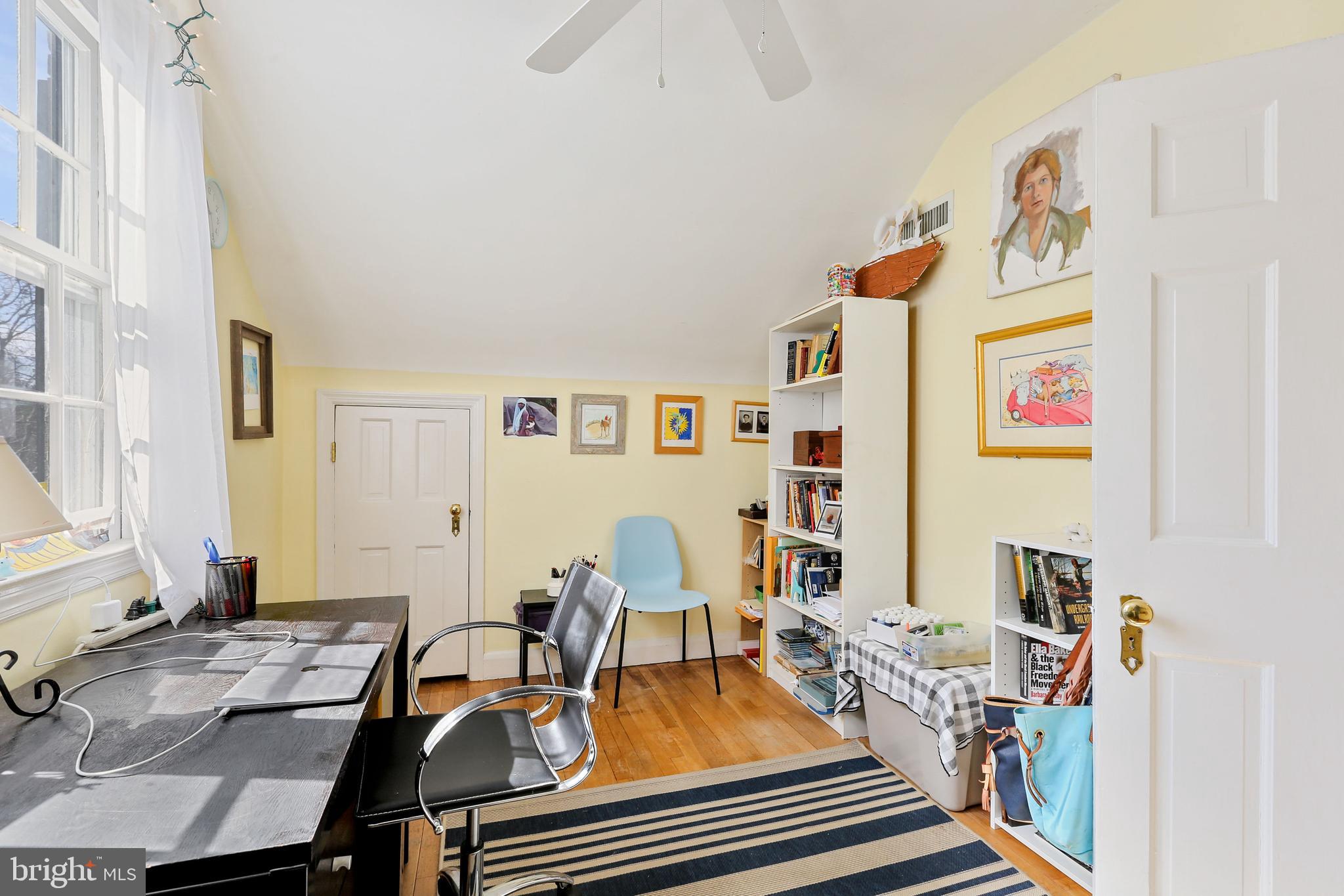 BELVEDERE SQUARE - Residential