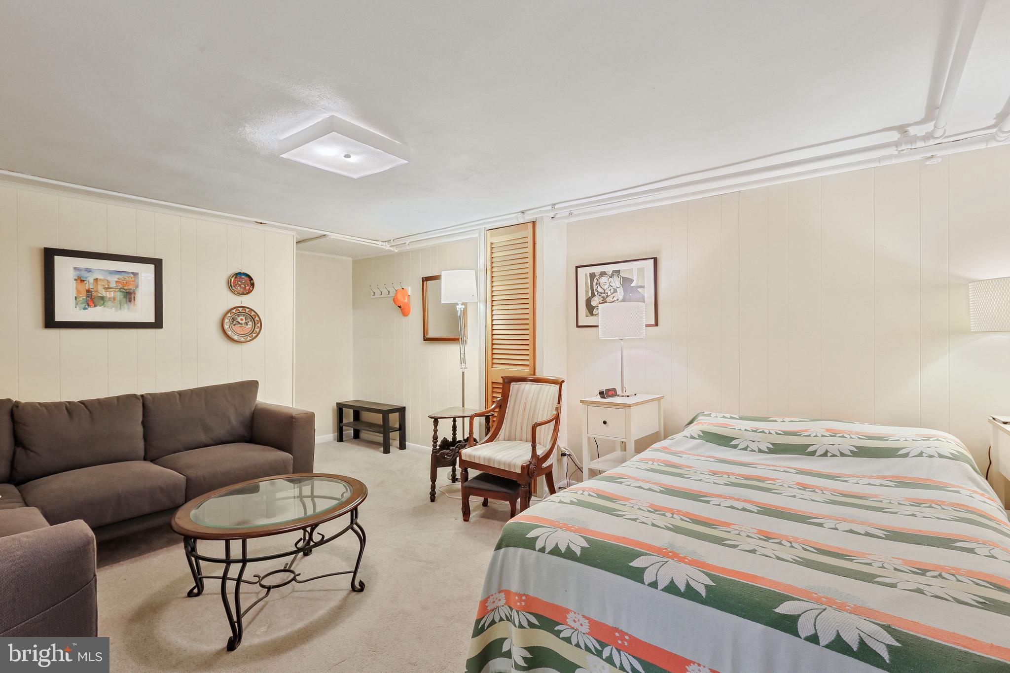 BELVEDERE SQUARE - Residential